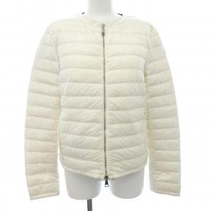 モンクレール MONCLER ダウンジャケット