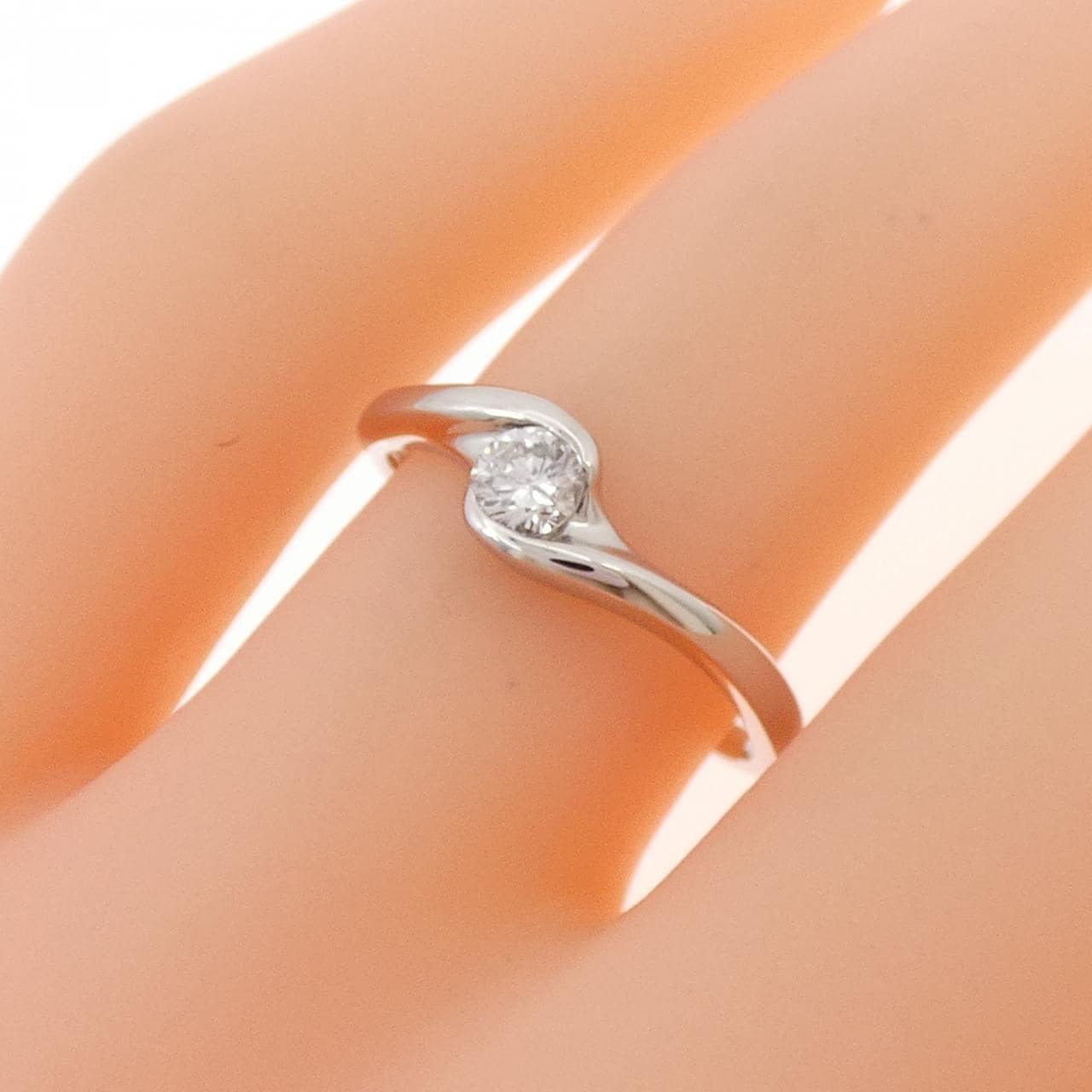 PT900 ダイヤモンド リング 0.18CT