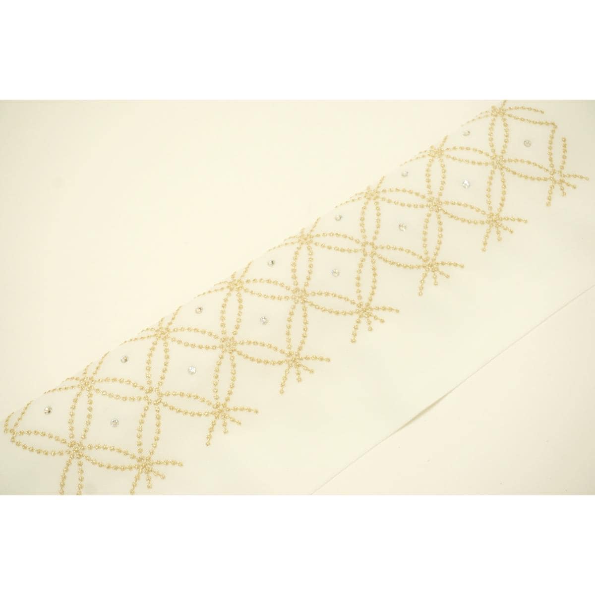 [BRAND NEW] Embroidered half collar with stones