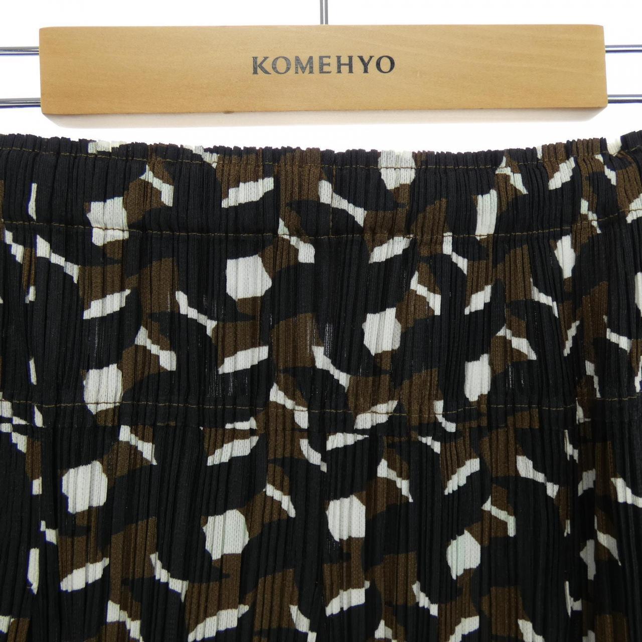 プリーツプリーズ PLEATS PLEASE PP11-JG416 スカート