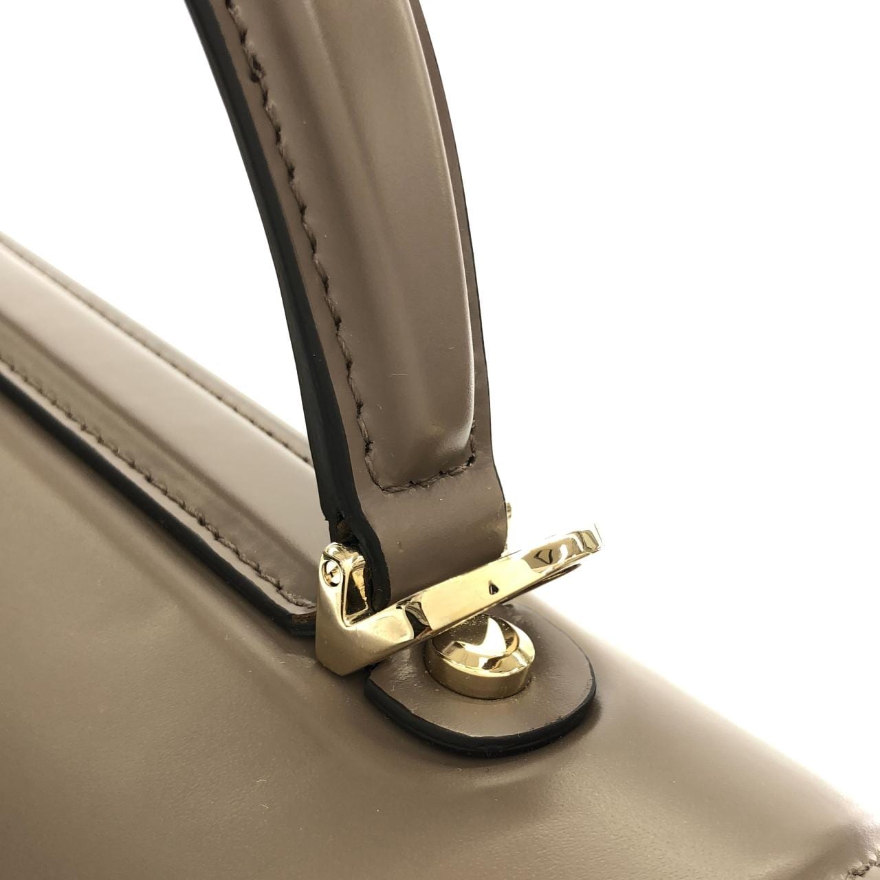 サルヴァトーレフェラガモ 21 H758 バッグ