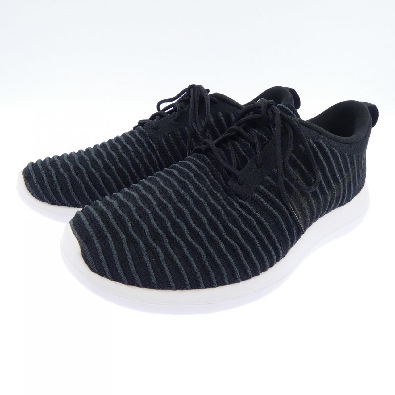 ナイキ NIKE 844833　001 スニーカー