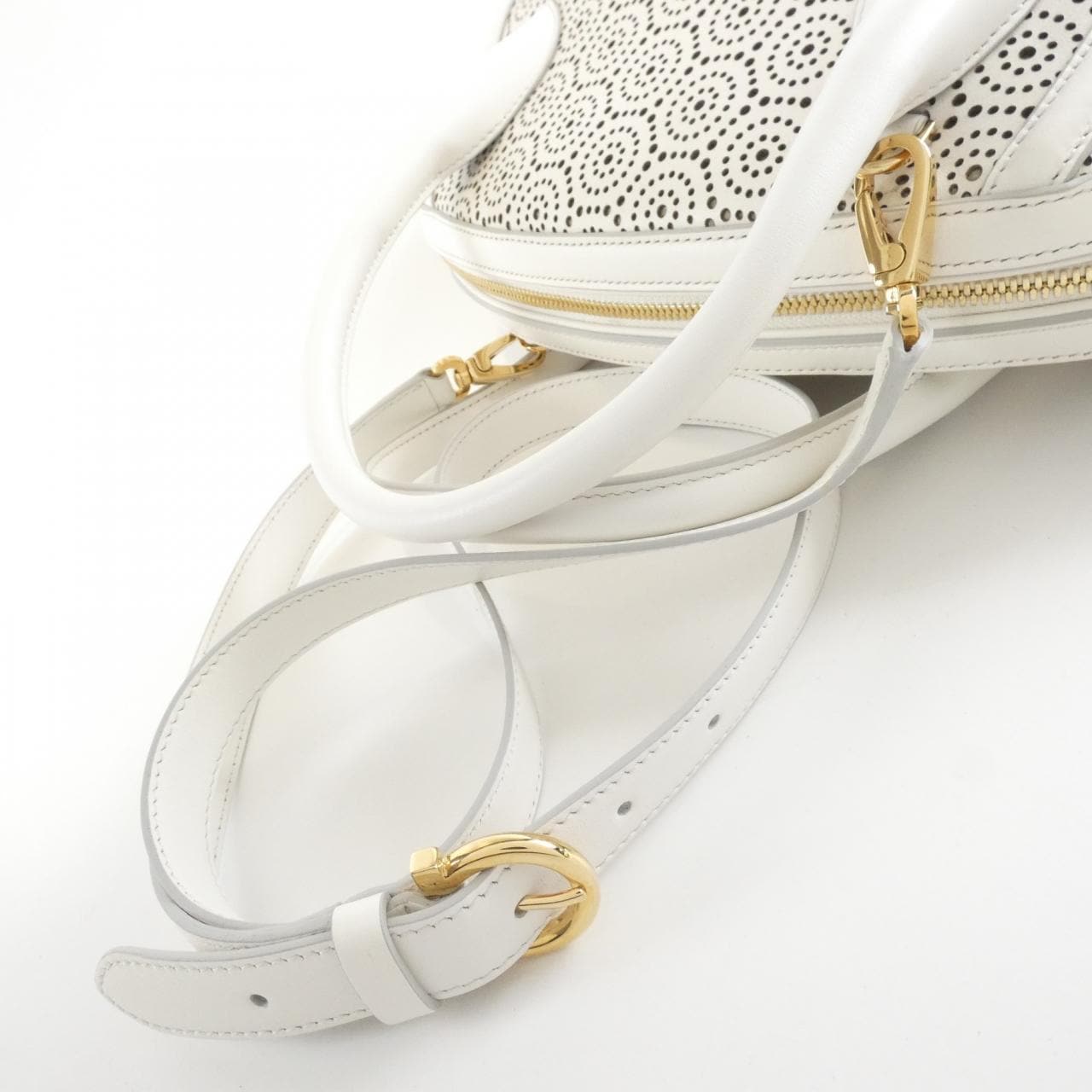 サルヴァトーレフェラガモ 21 F025 バッグ