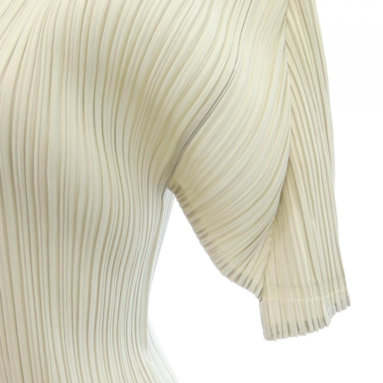 プリーツプリーズ PLEATS PLEASE トップス