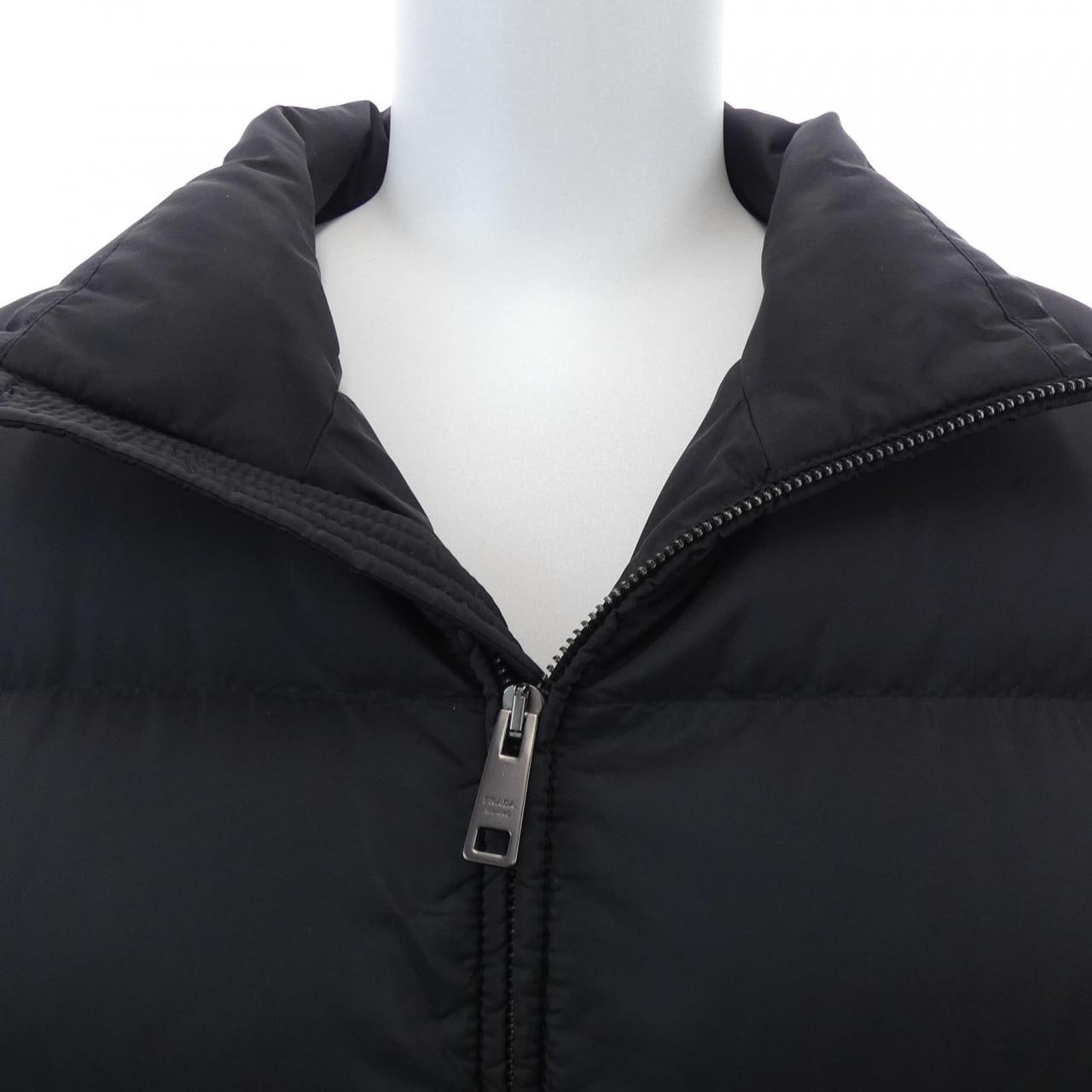 プラダ PRADA トライアングルロゴ SGY091 R132 106O ダウンジャケット