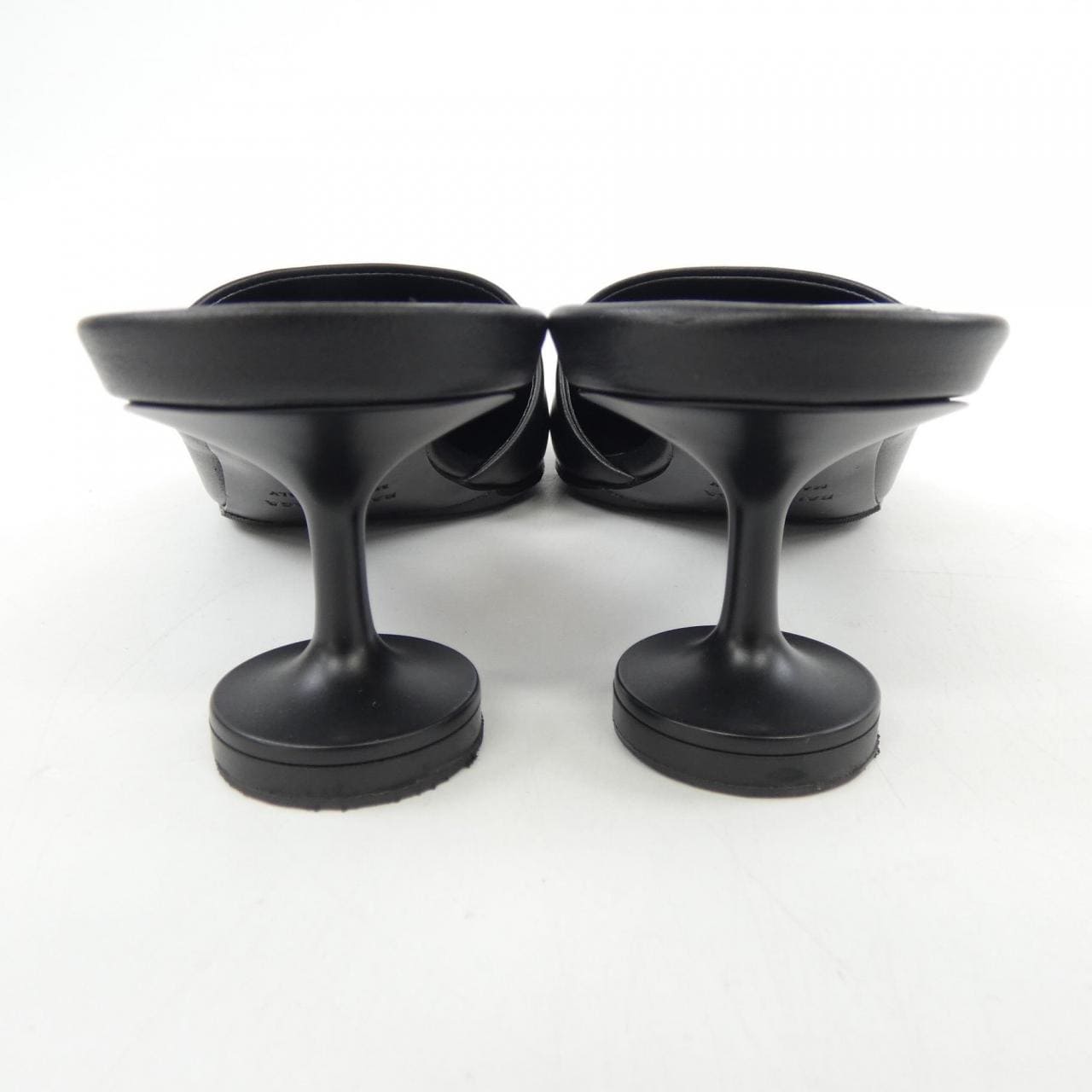 バレンシアガ BALENCIAGA 701921 サンダル