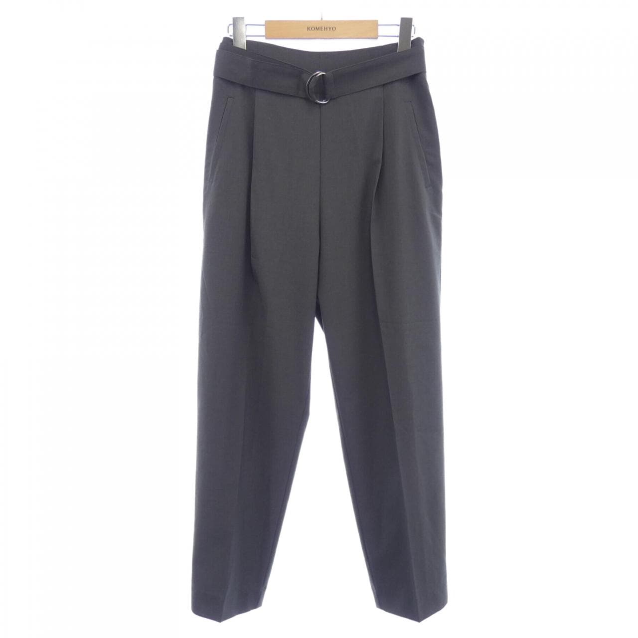 美容與使用BEAUTY&YOUTH (U.A.)組合