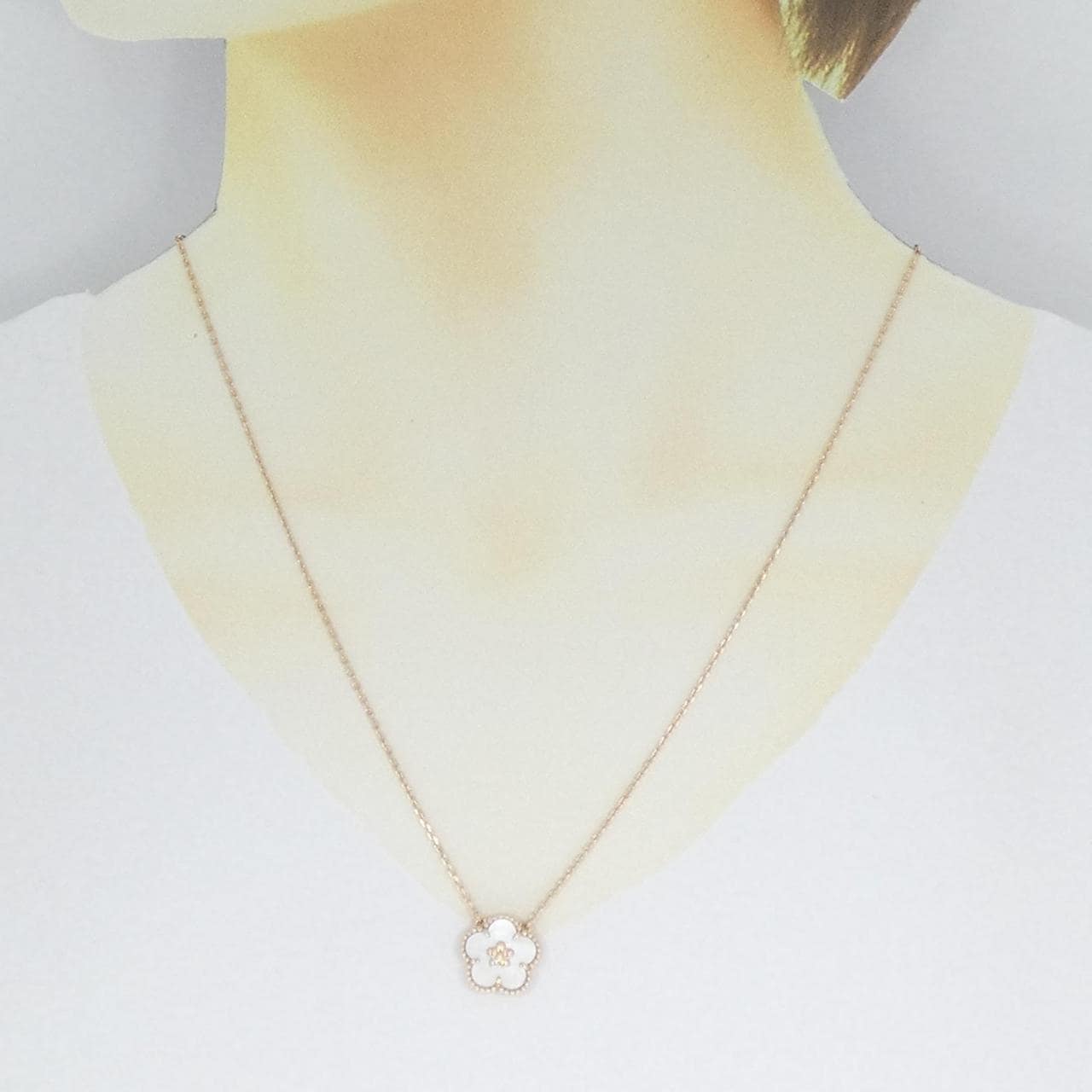 KOMEHYO｜Van Cleef & Arpels Lucky Spring Plum Blossom Necklace