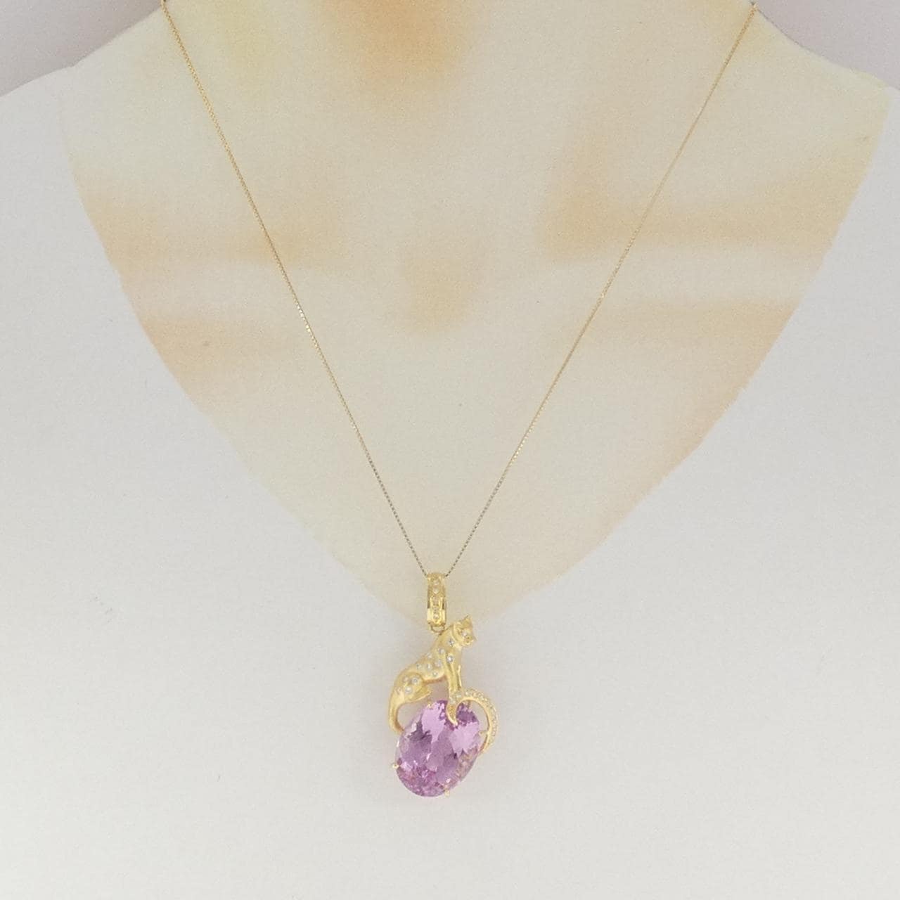 K18YG クンツァイト ネックレス 24.22CT