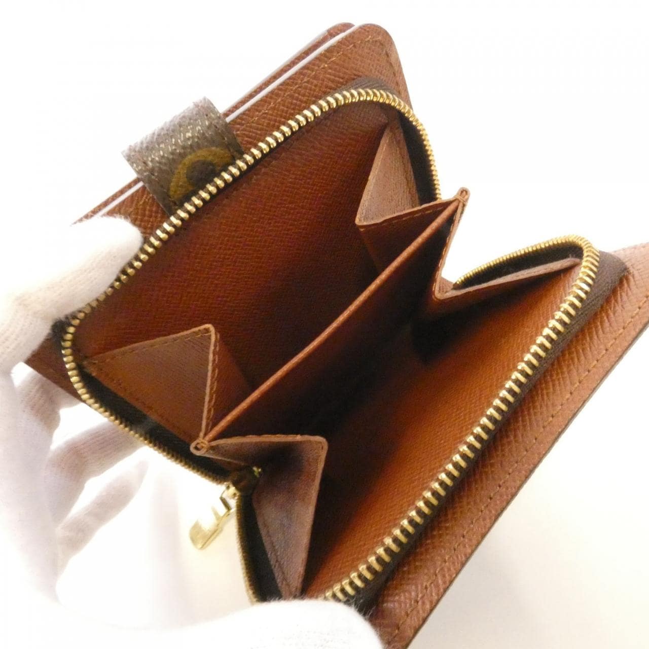 ルイヴィトン モノグラム コンパクト ジップ M61667 財布