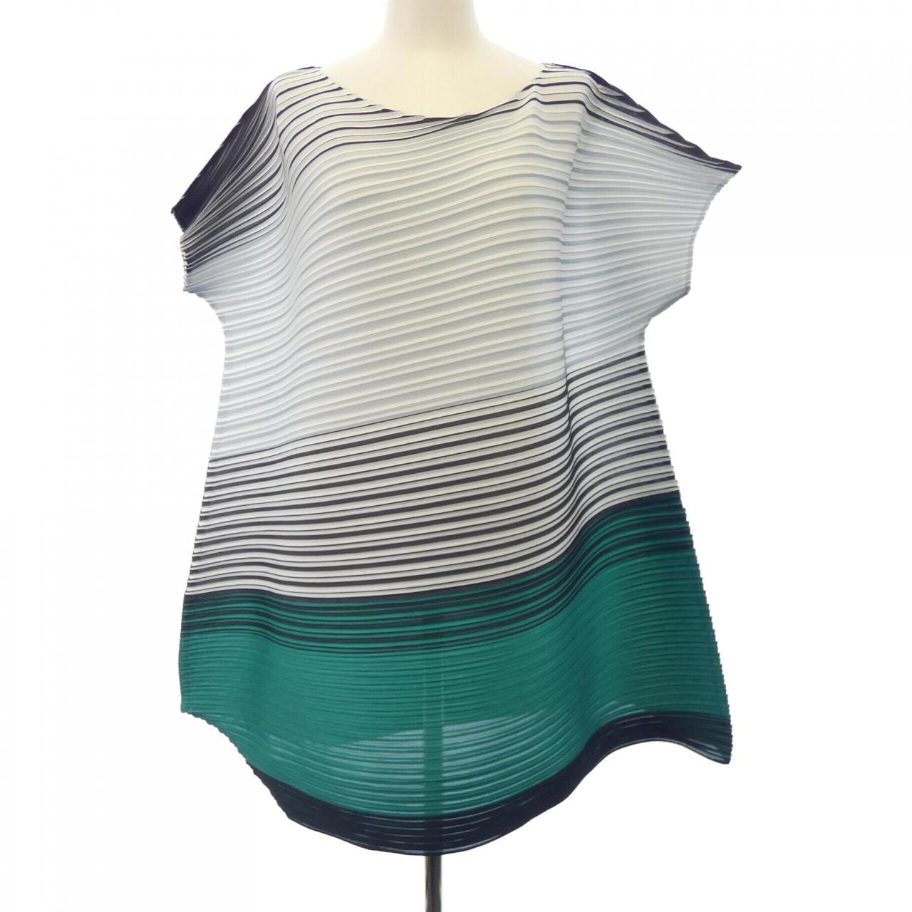 プリーツプリーズ PLEATS PLEASE PP63-JH663 トップス