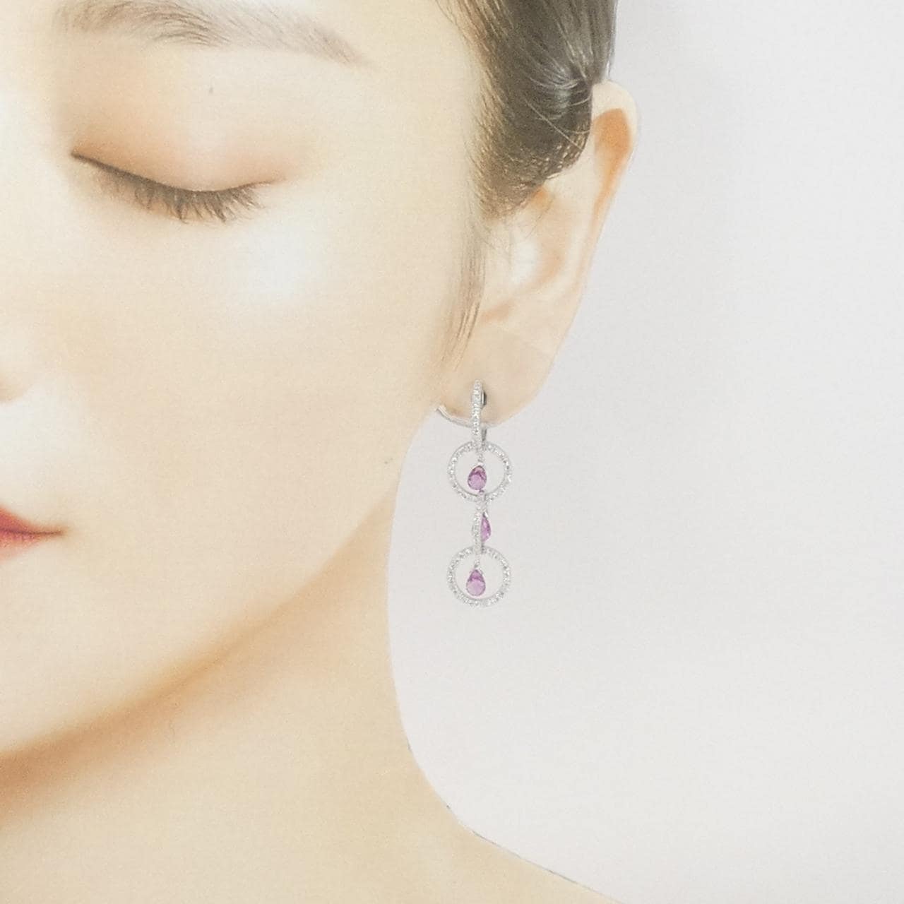 K18WG藍寶石耳釘