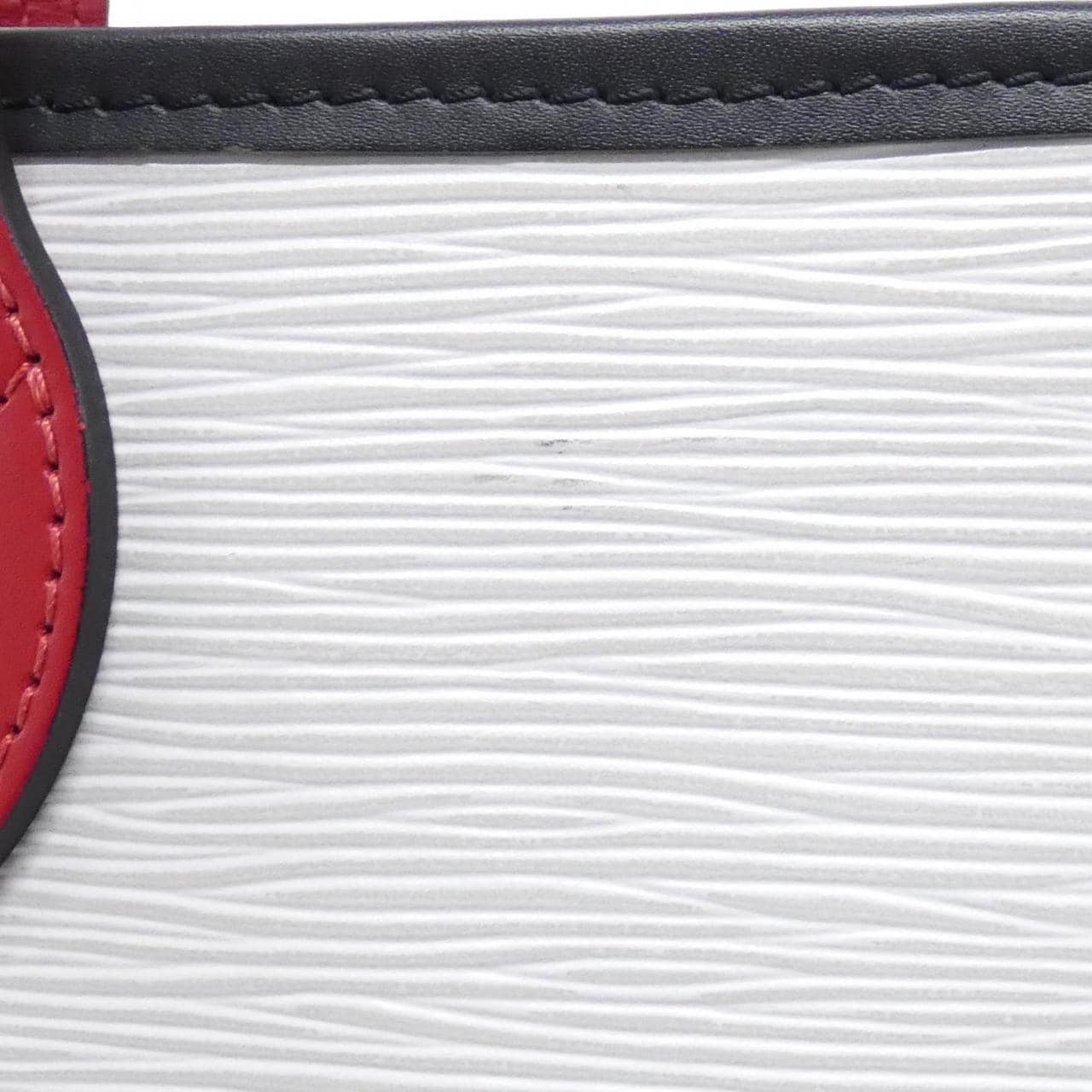 ルイヴィトン エピ ネヴァーフル MM M55591 バッグ