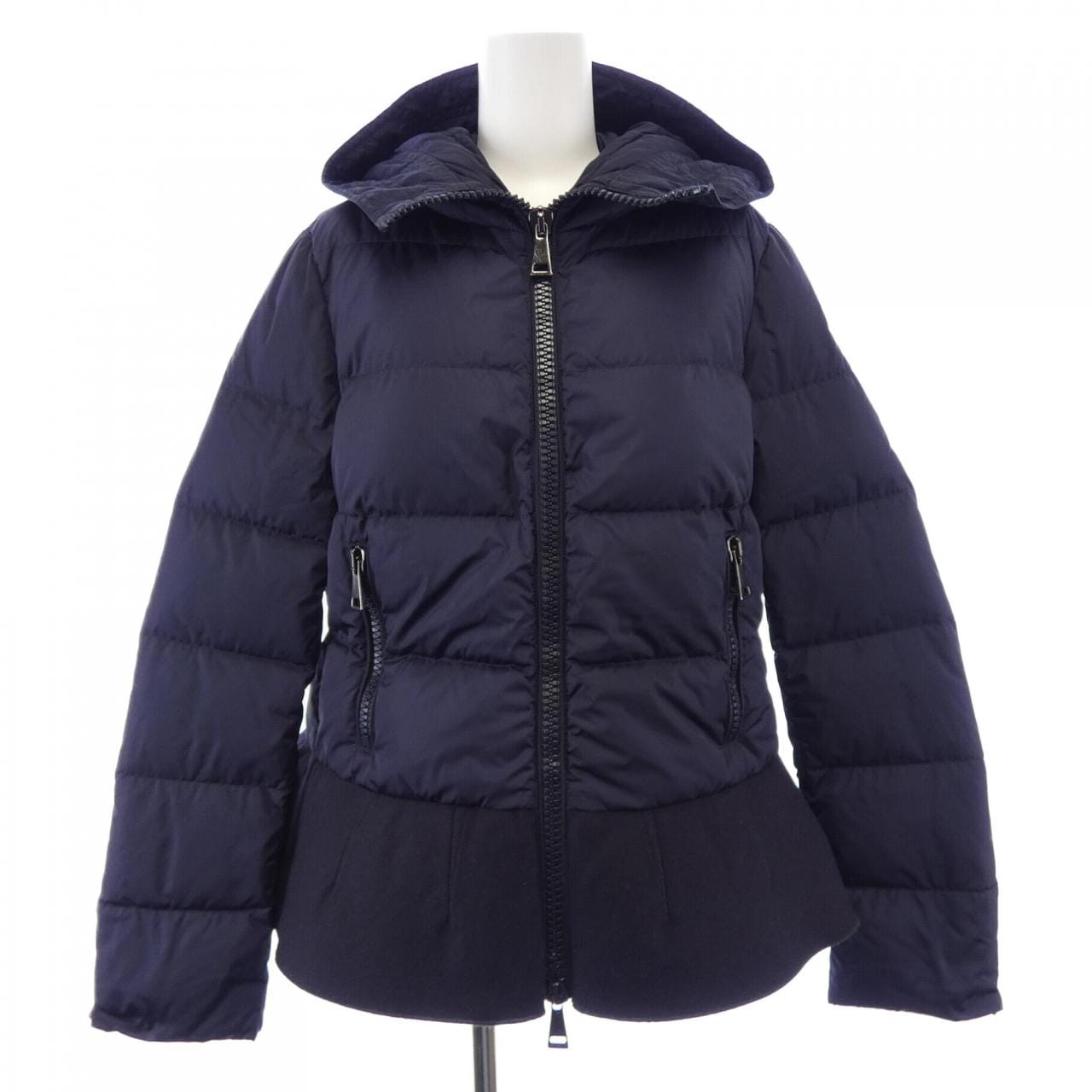 モンクレール MONCLER NESEA ダウンジャケット