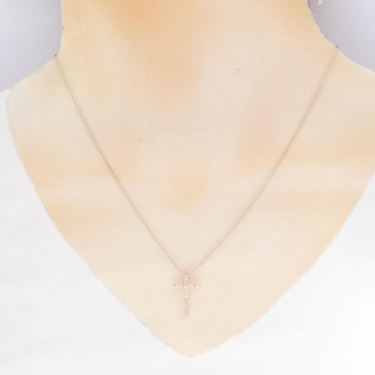 K10PG クロス ダイヤモンド ネックレス 0.07CT
