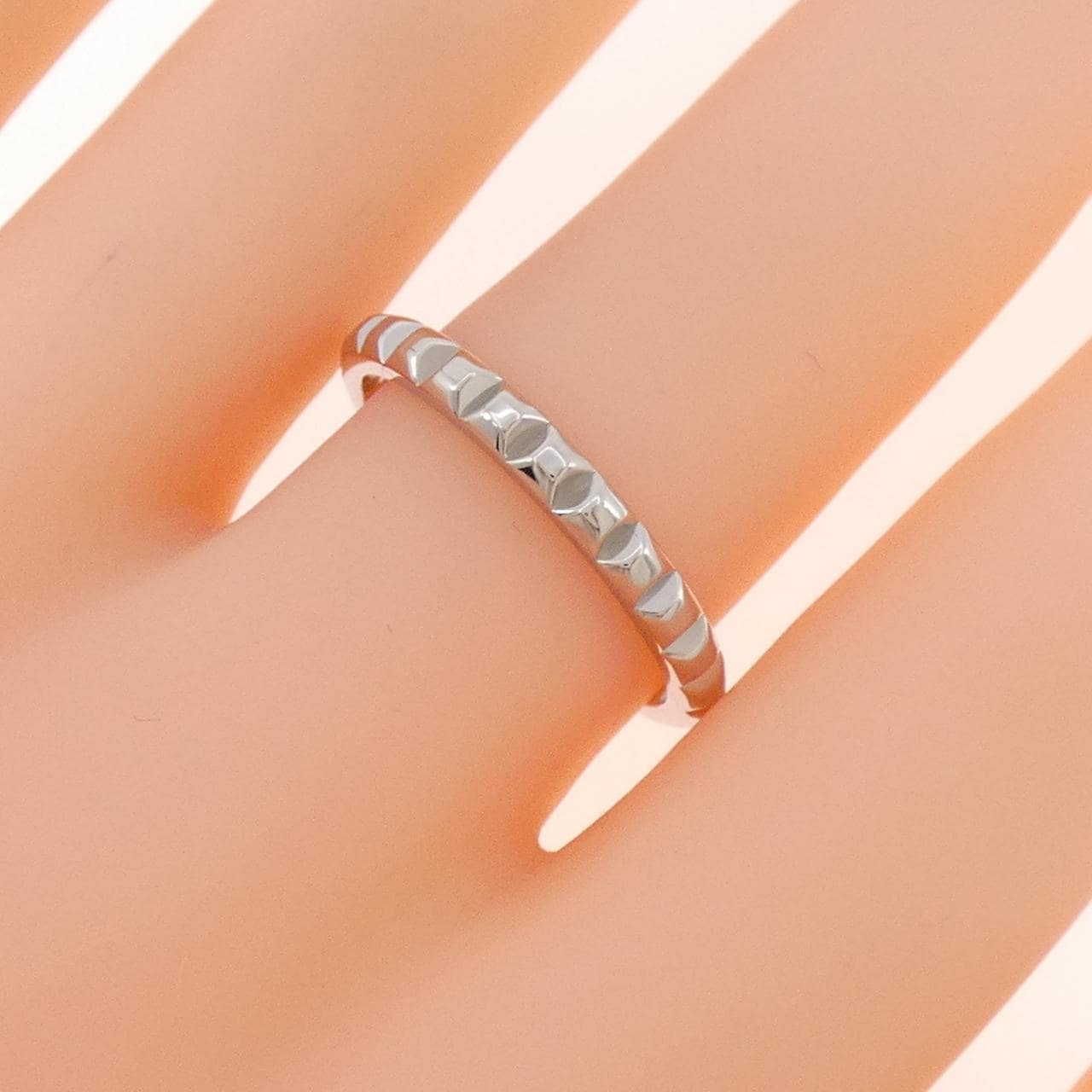 Boucheron de Paris medium ring