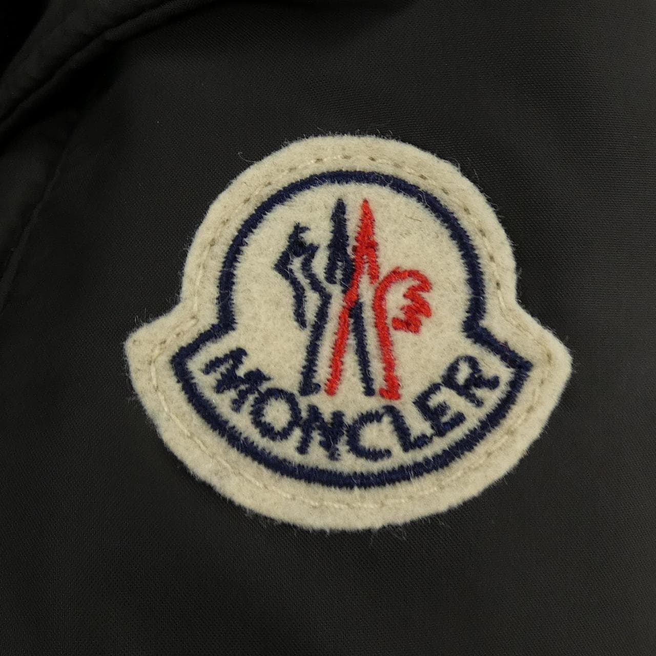 モンクレール MONCLER AFFTON ダウンコート