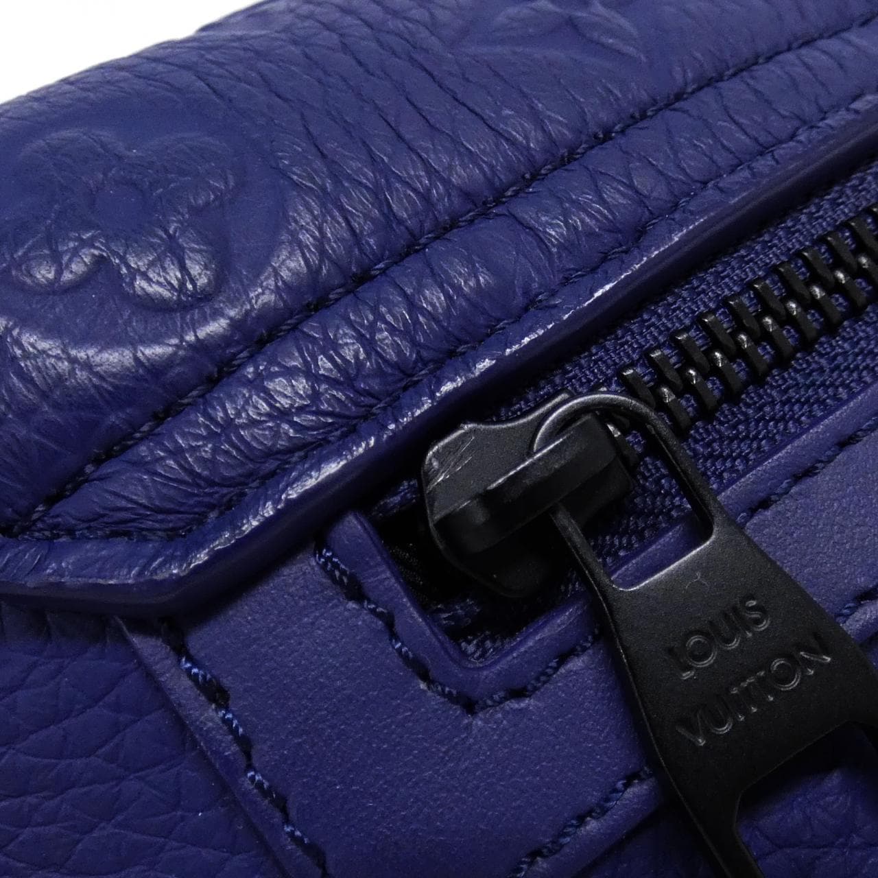 ルイヴィトン トリヨン モノグラム Sケープ メッセンジャー M11692 ショルダーバッグ