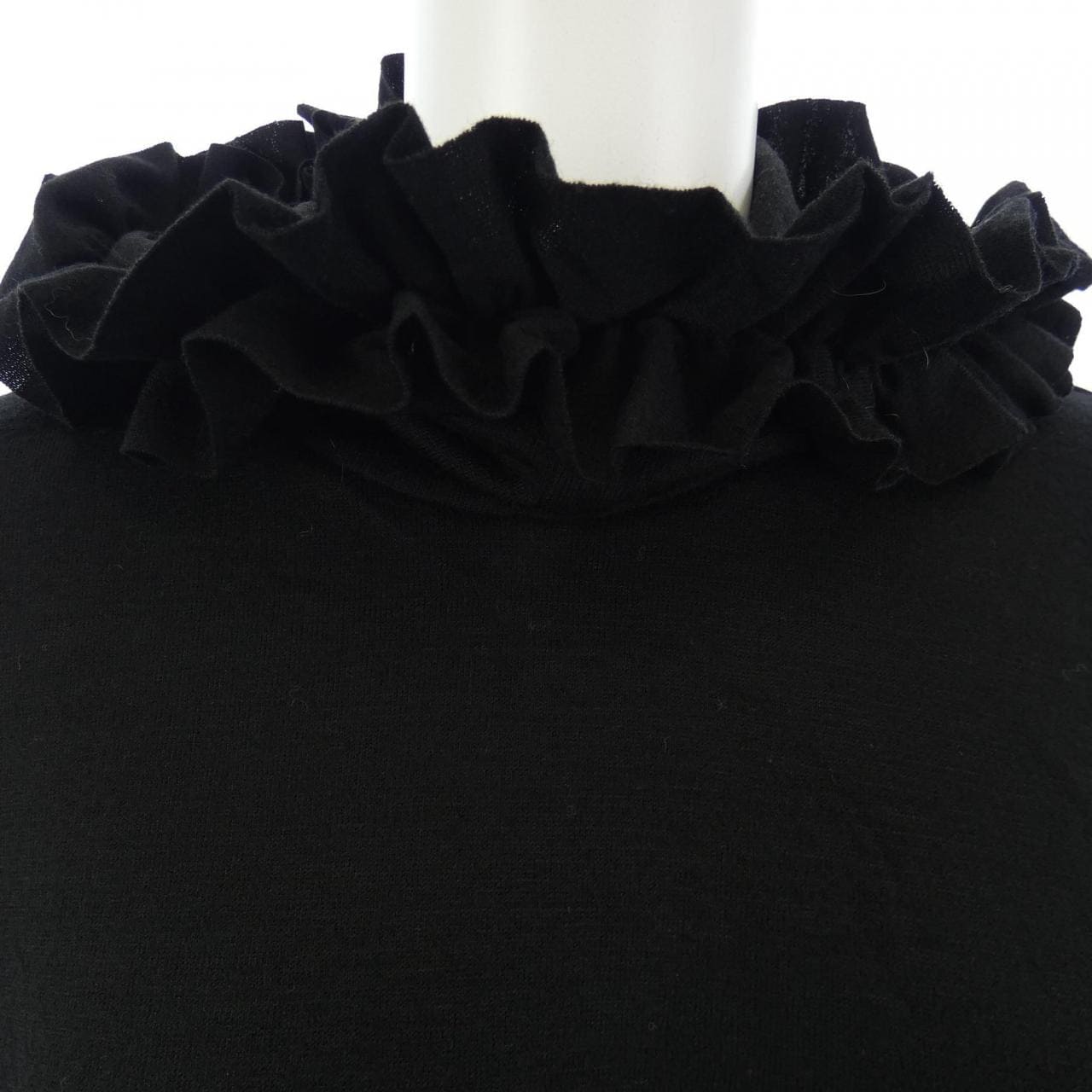 noir kei ninomiya tops