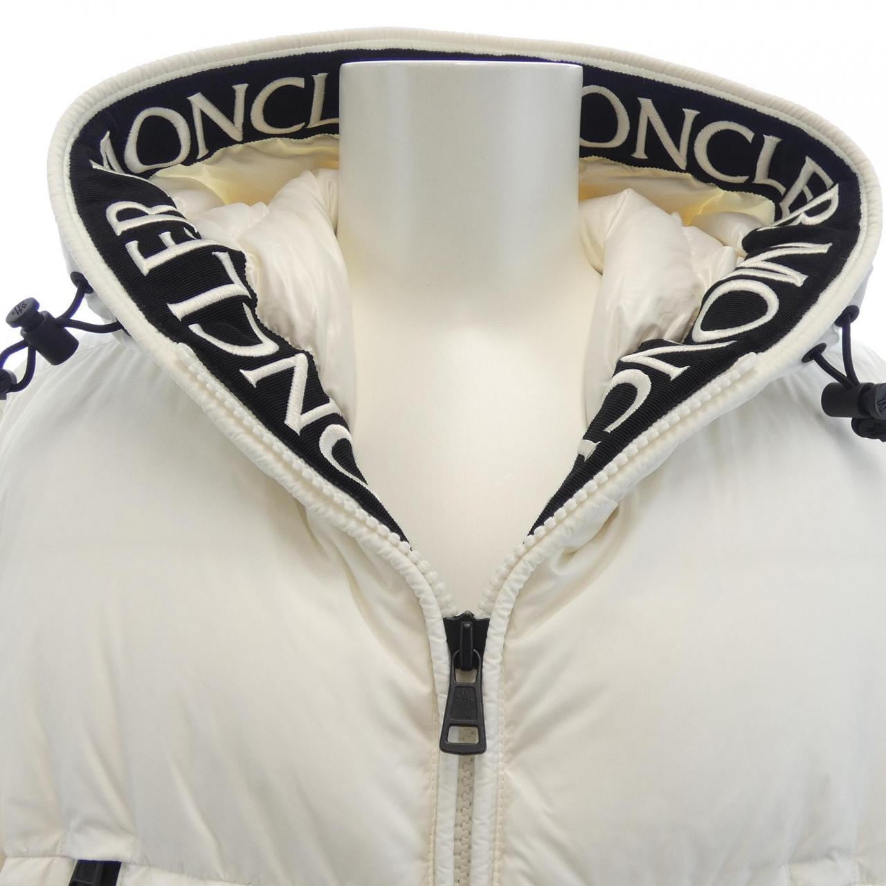 モンクレール MONCLER MONTCLA ダウンジャケット