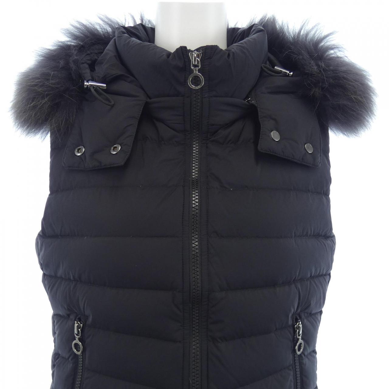 タトラス TATRAS LTAT23A4900-D ダウンベスト