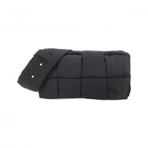 ボッテガヴェネタ 705579 V2B01 ショルダーバッグ