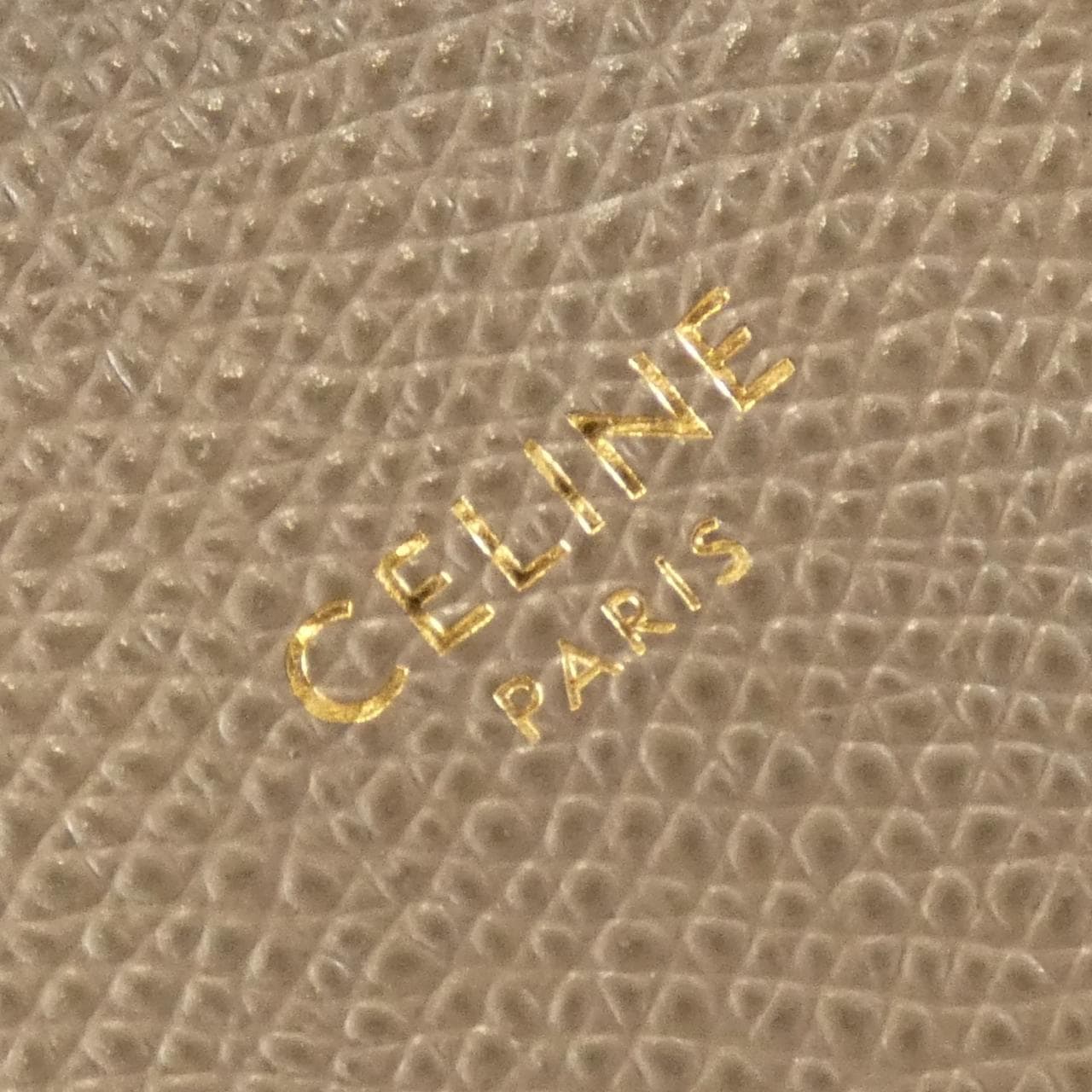 セリーヌ バーティカル カバ スモール 189813XBA バッグ