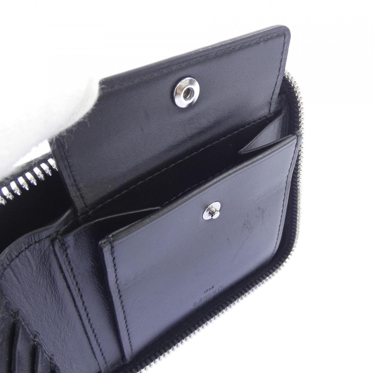 ベルルッティ Berluti イタウバスクエアスクリットレザージップ WALLET