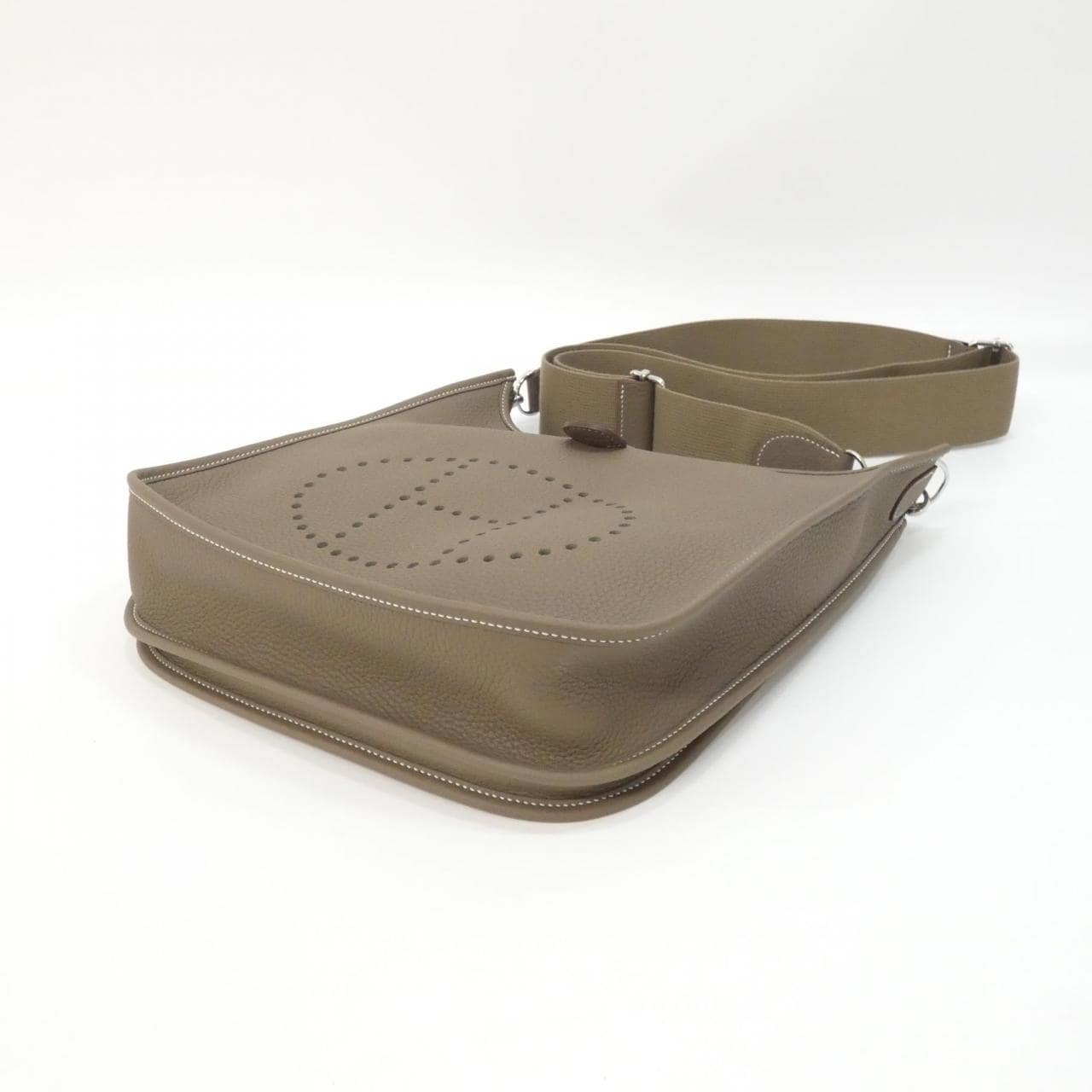 【未使用品】エルメス エヴリン3 PM 056277CK ショルダーバッグ