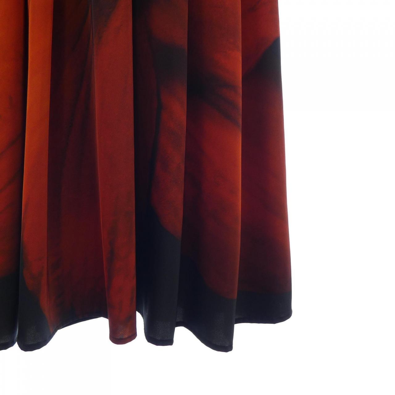 バジーレ28 BASILE 28 スカート