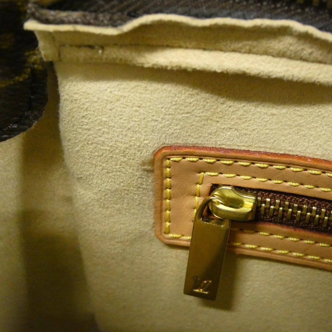 ルイヴィトン モノグラム ルーピング MM M51146 ショルダーバッグ