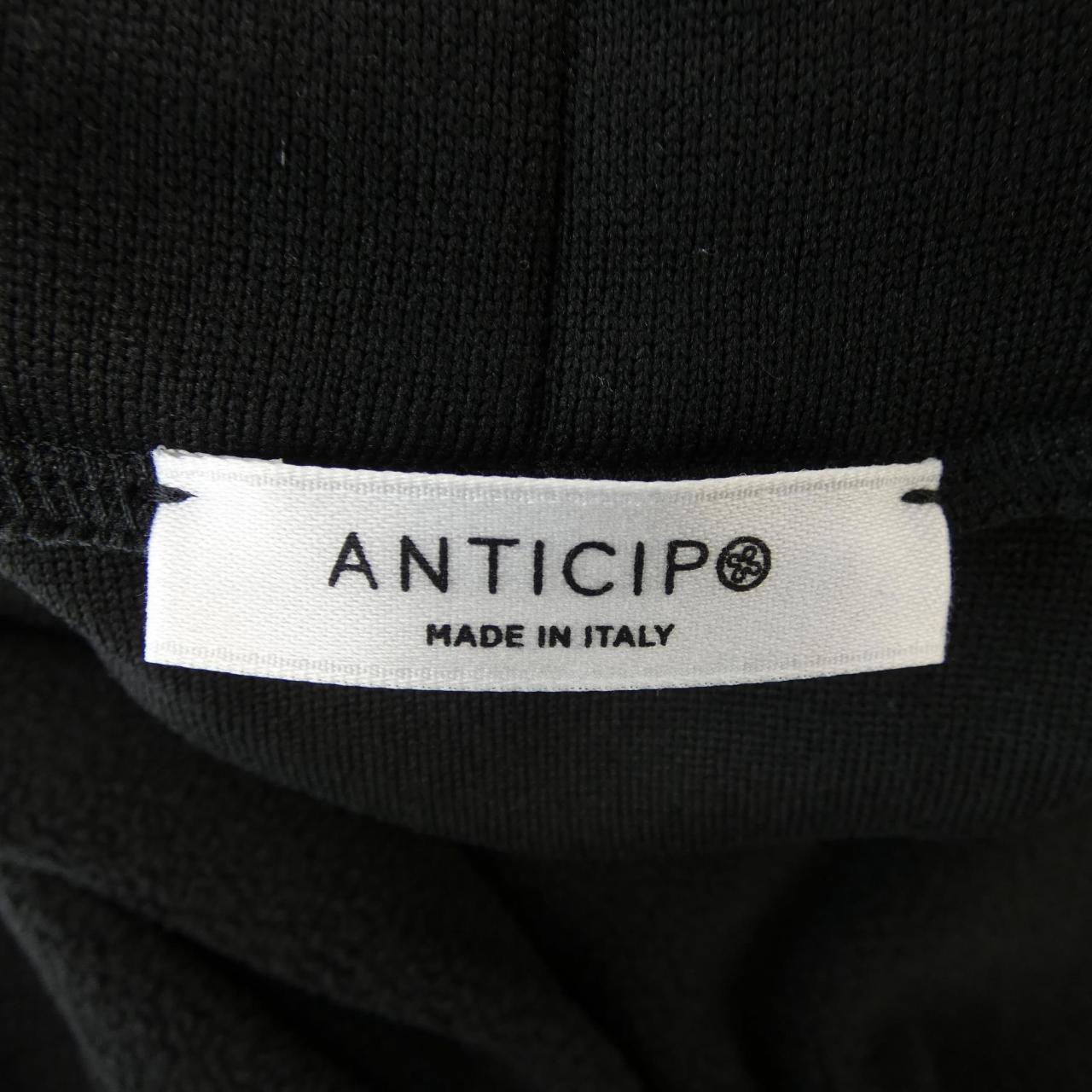 アンティーチポ ANTICIPO トップス