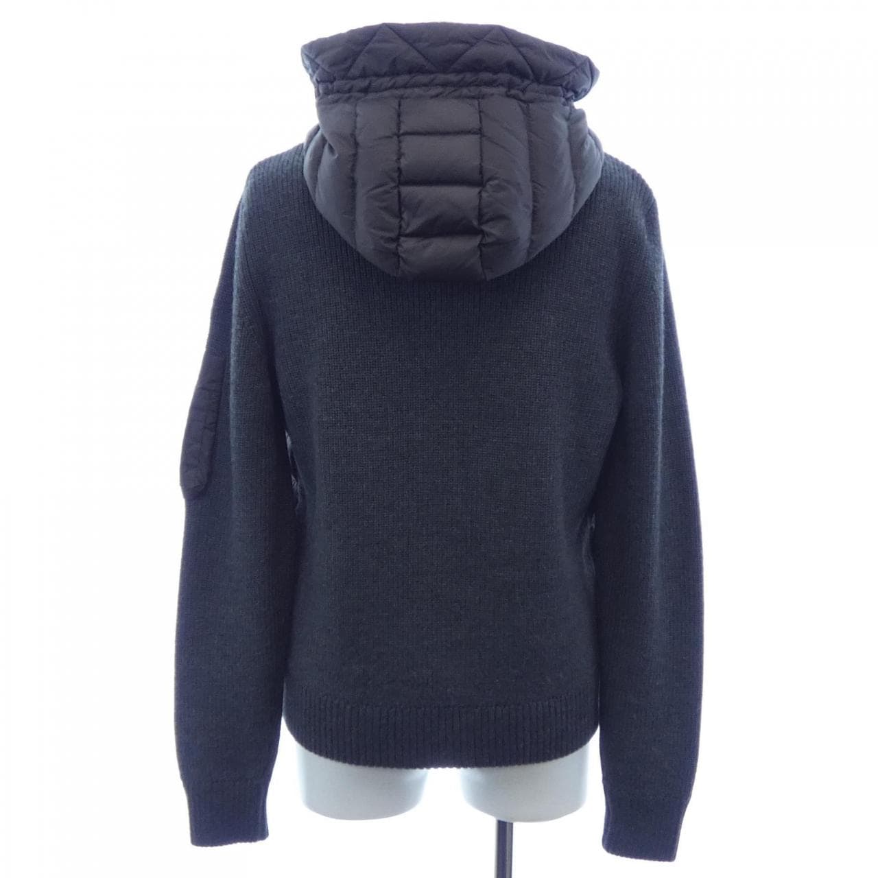 モンクレール MONCLER 20919402800 ダウンジャケット