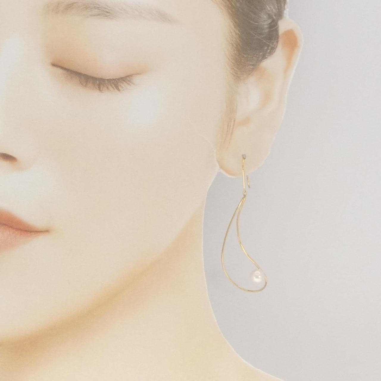 K18YG Akoya pearl earrings 6.1mm