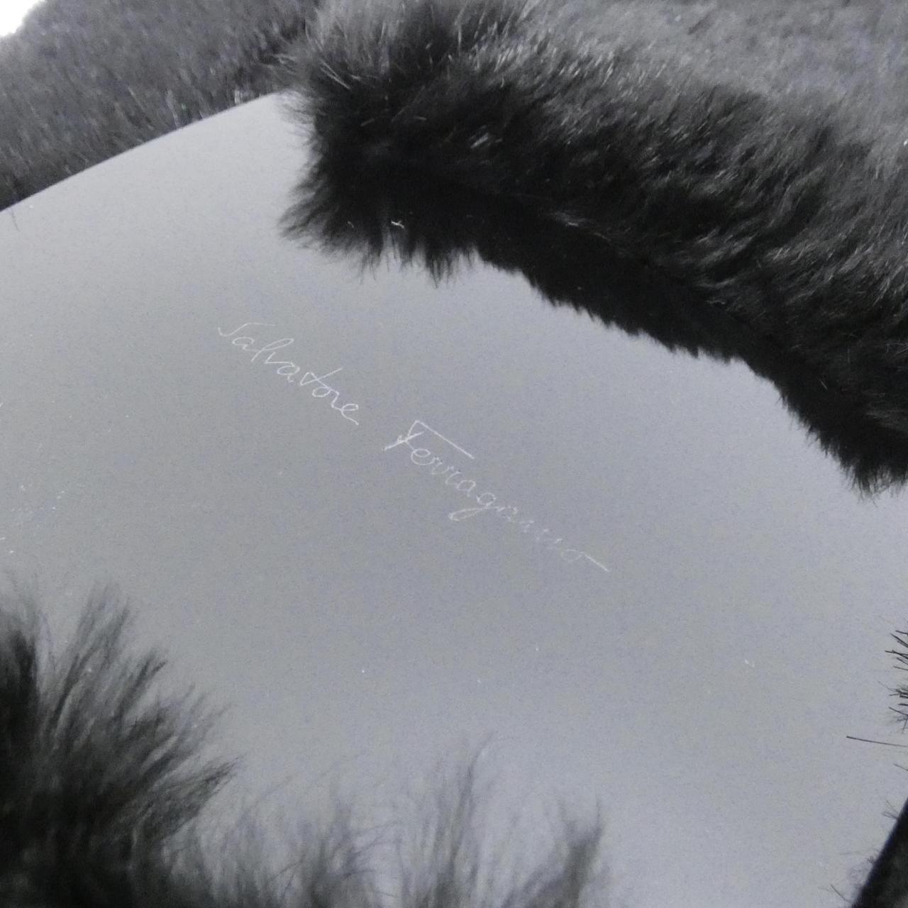 サルヴァトーレフェラガモ 21 5857 ショルダーバッグ