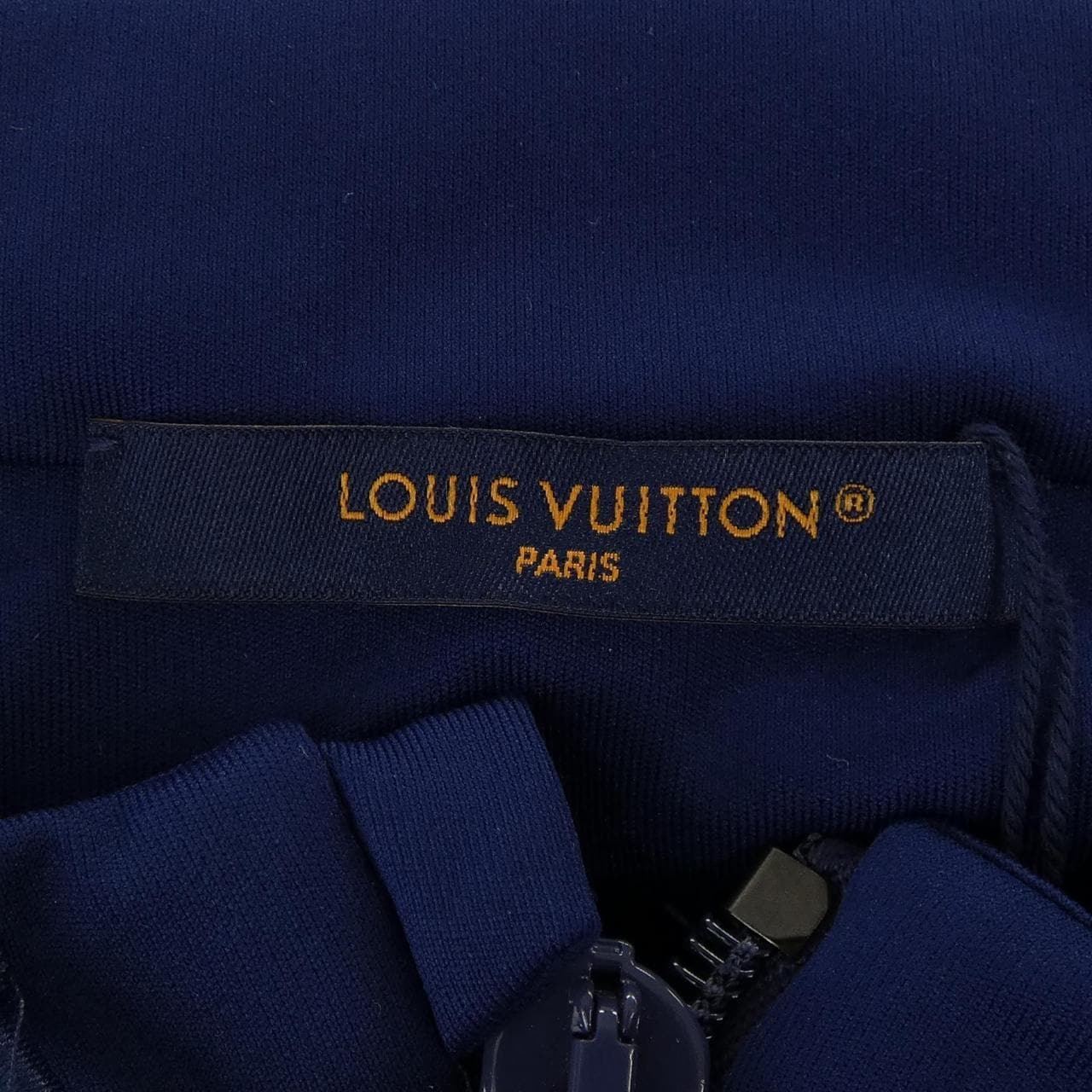 ルイヴィトン LOUIS VUITTON HQY46W YNF パーカー