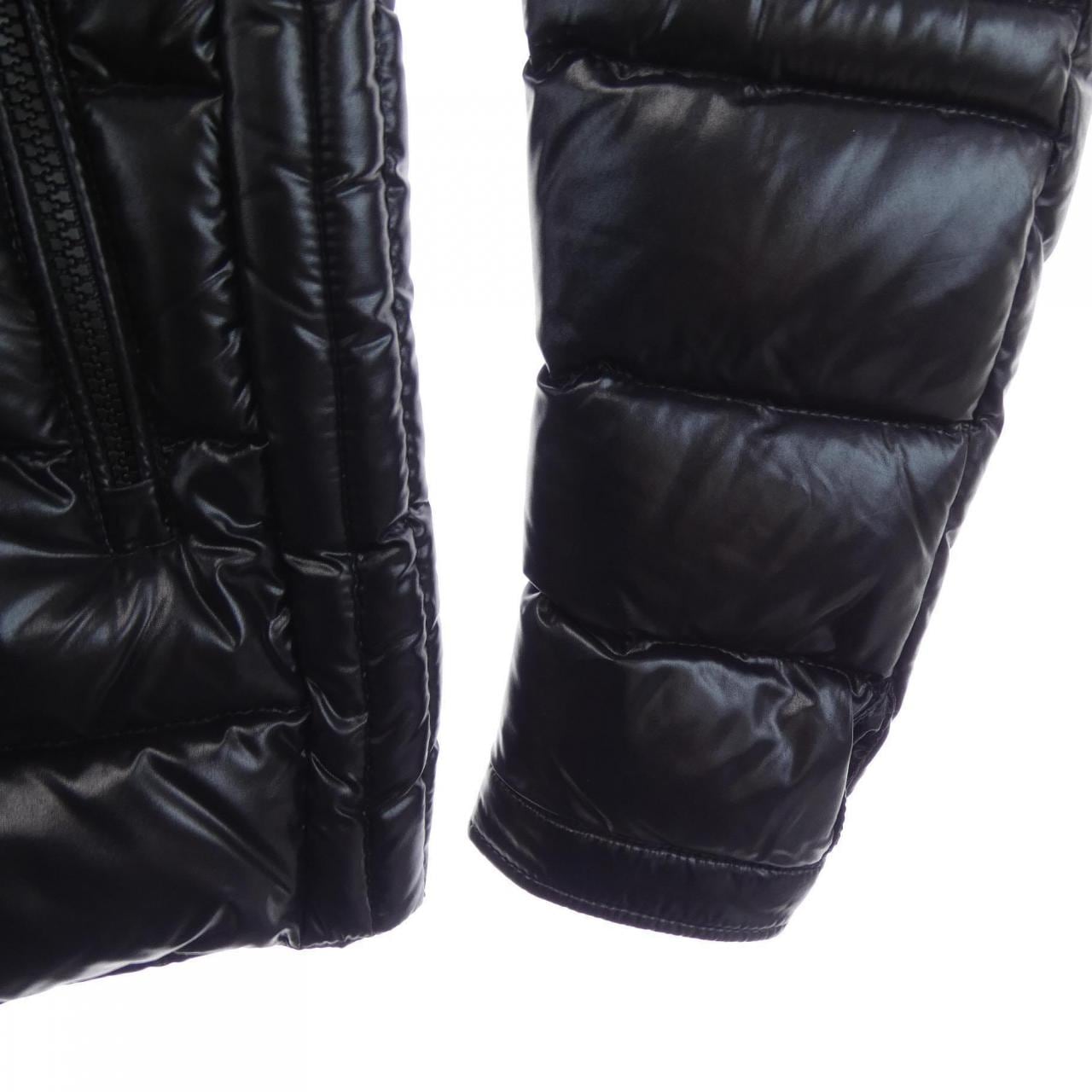 モンクレール MONCLER BERRIAT ダウンジャケット