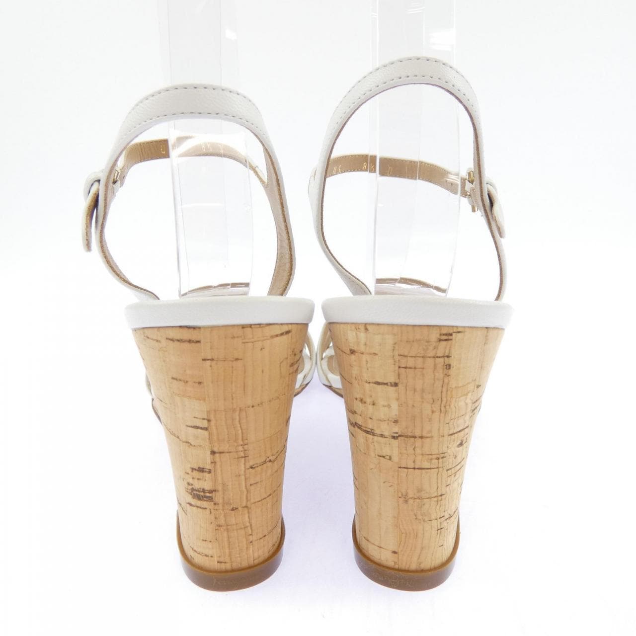 サルヴァトーレフェラガモ SALVATORE FERRAGAMO サンダル