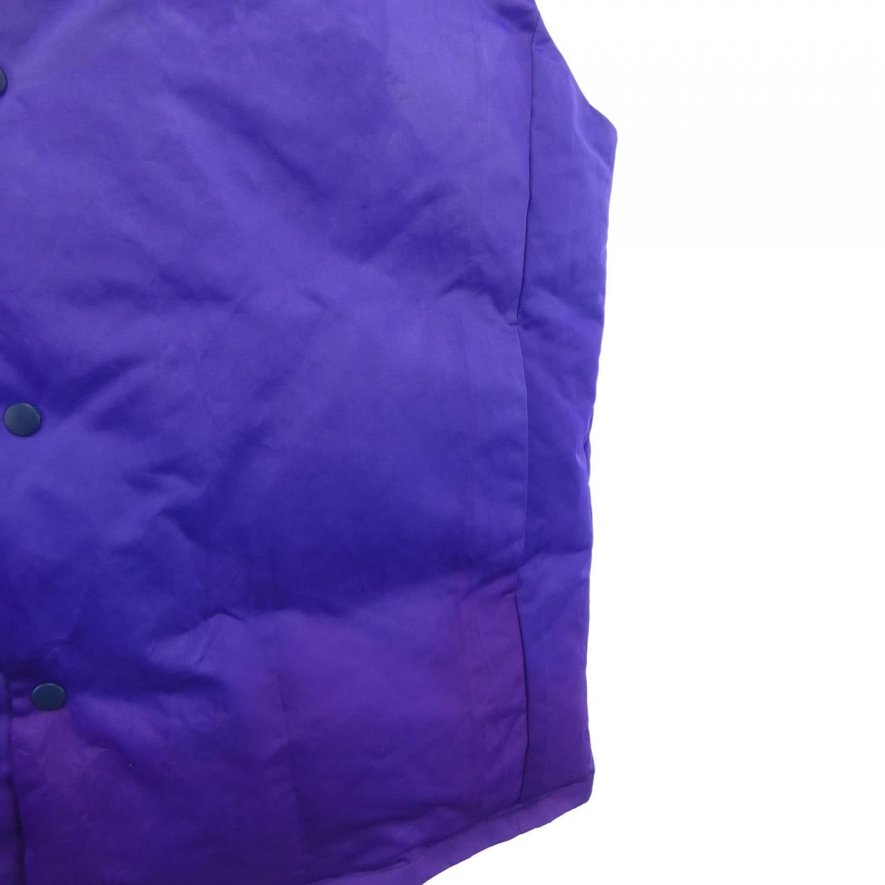 ROUND HAPPY ダウンベスト