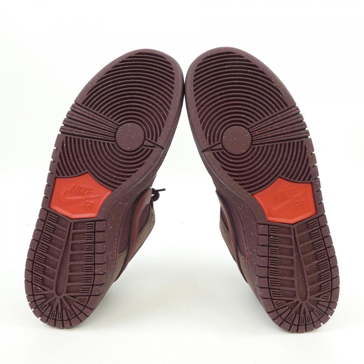 ナイキ NIKE FN0619-600 スニーカー