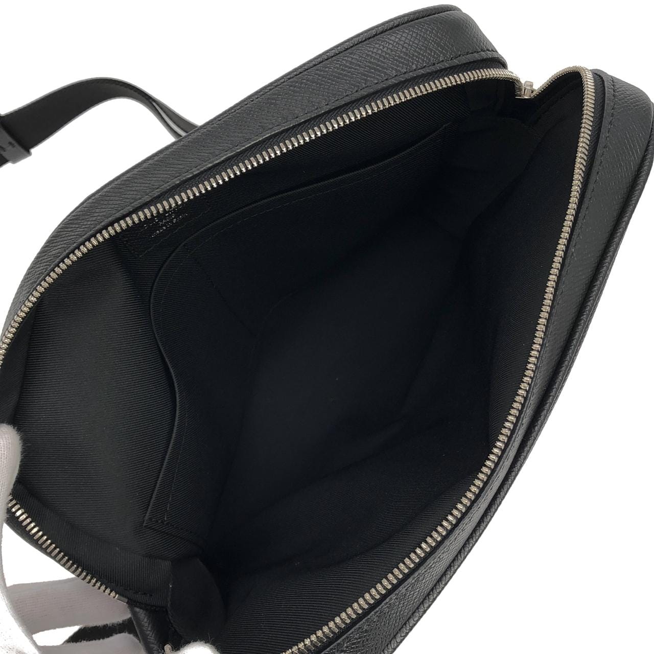 ルイヴィトン タイガ アレックス メッセンジャー M30260 ショルダーバッグ