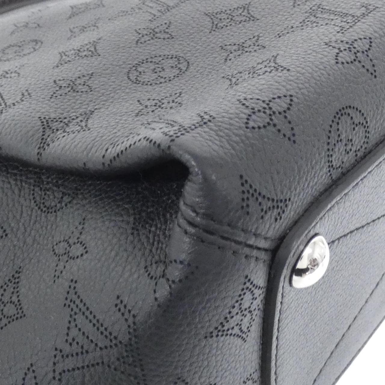 ルイヴィトン マヒナ バビロン PM M50031 ショルダーバッグ