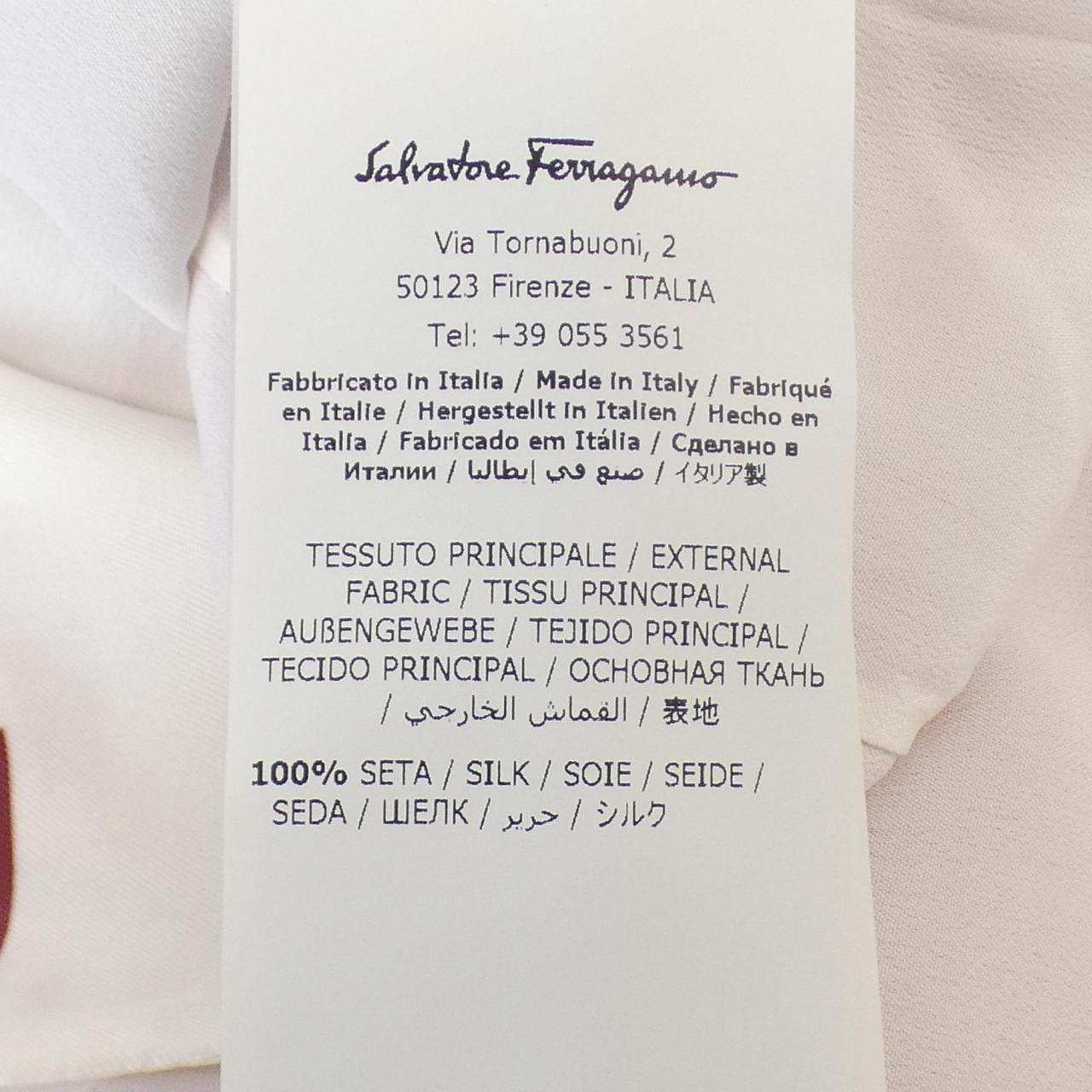 薩爾瓦托雷‧菲拉格慕SALVATORE FERRAGAMO薩爾瓦托雷‧菲拉格慕 (Salvatore Ferragamo) 一件