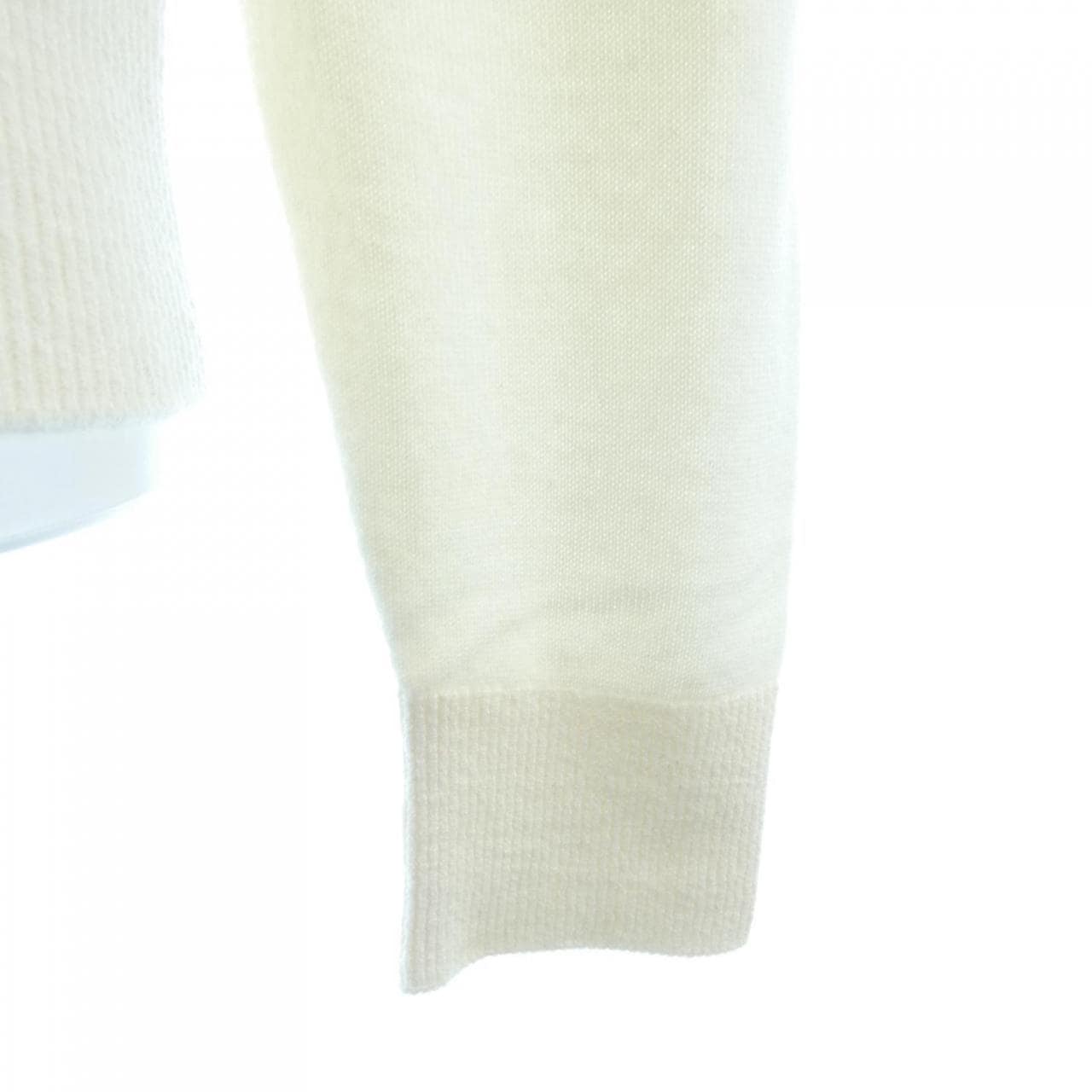 シャネル CHANEL LA PAUSA P60439K46038 ニット