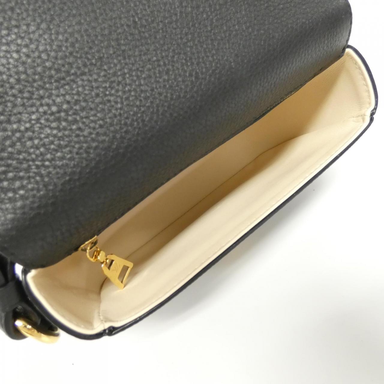 LOUIS VUITTON LV Pont Neuf Soft PM M58727 斜挎包