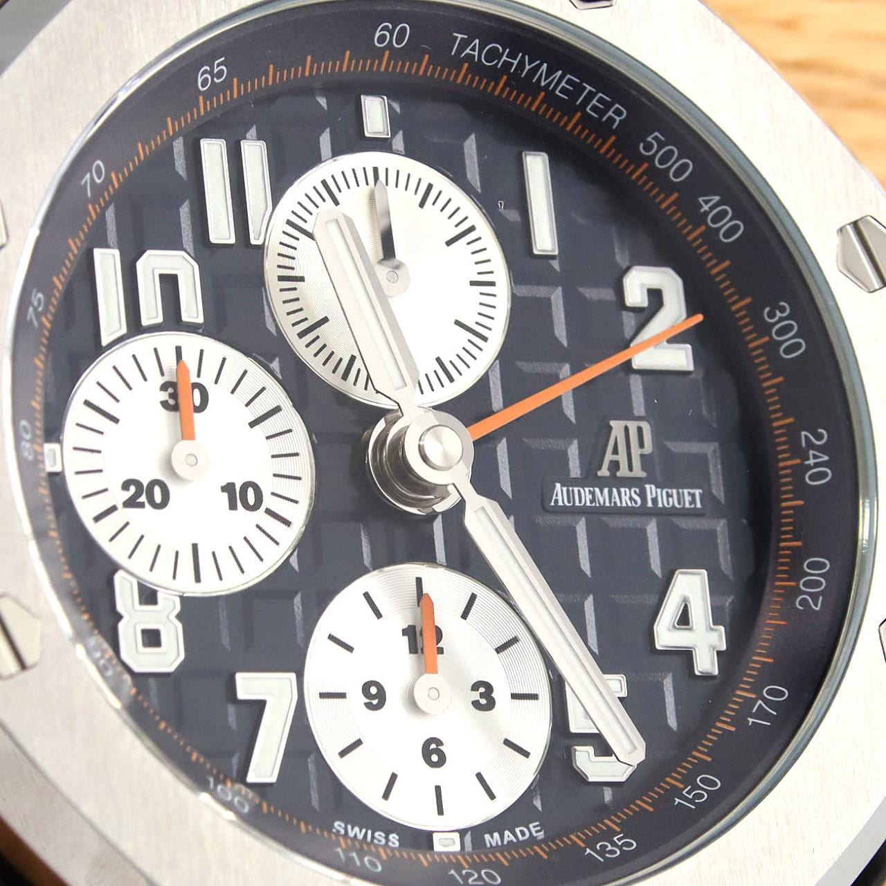 オーデマ･ピゲ ロイヤルオークオフショアテーブルクロック MG.CD.AC.AP0100.022.16 SS クォーツ