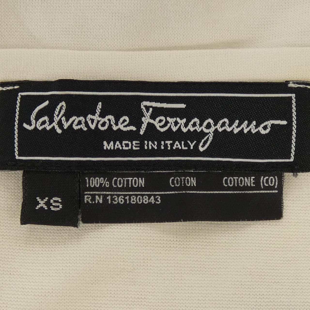 サルヴァトーレフェラガモ SALVATORE FERRAGAMO トップス