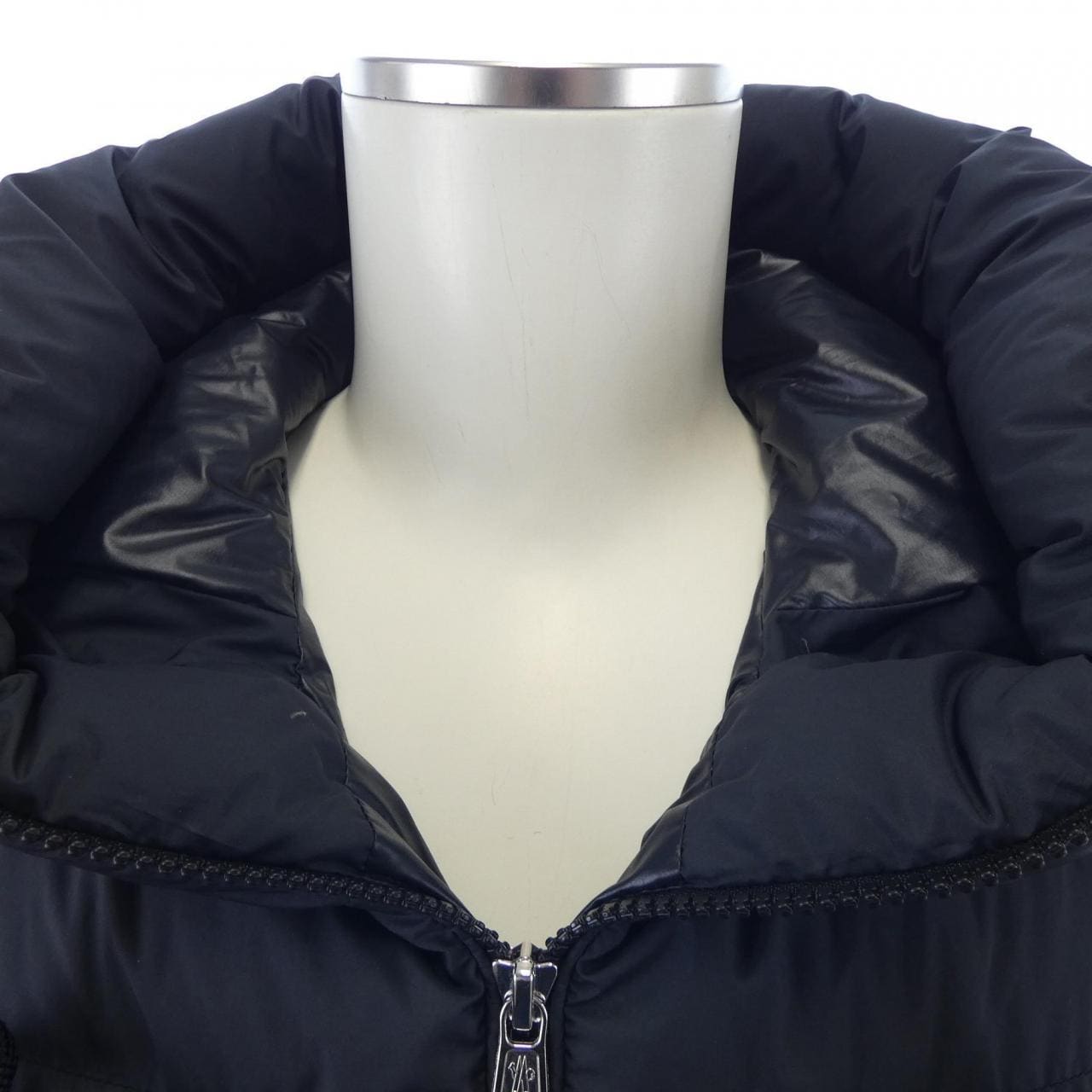 モンクレール MONCLER CARDAMINE ダウンベスト
