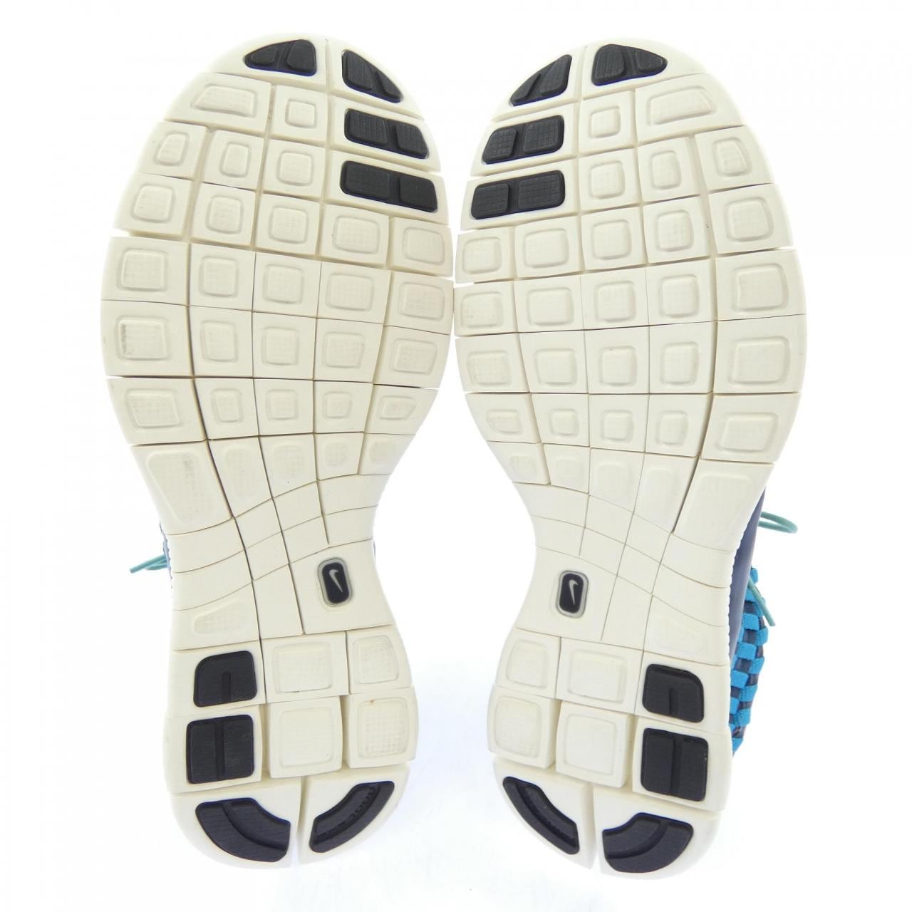ナイキ NIKE スニーカー