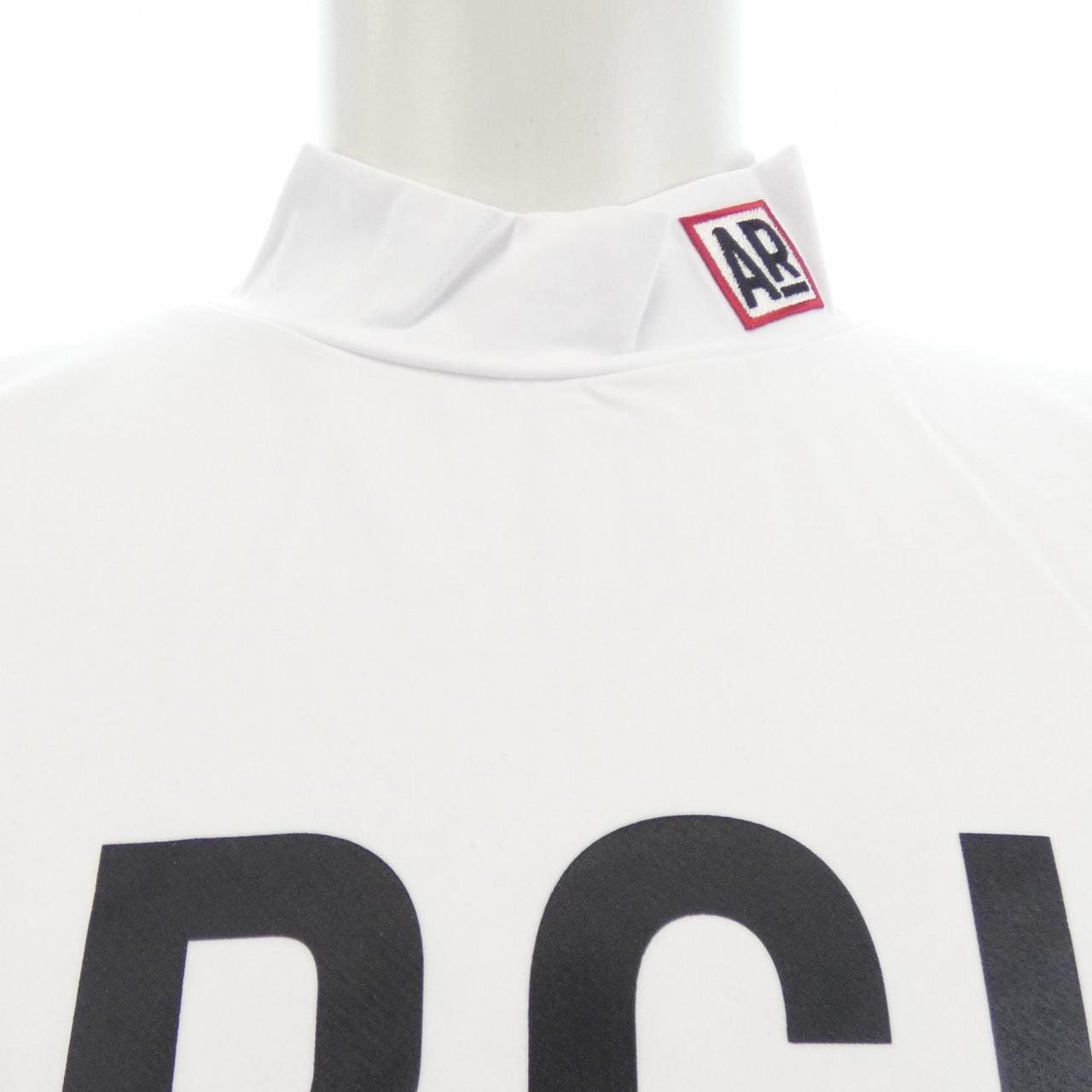 アルチビオ ARCHIVIO トップス